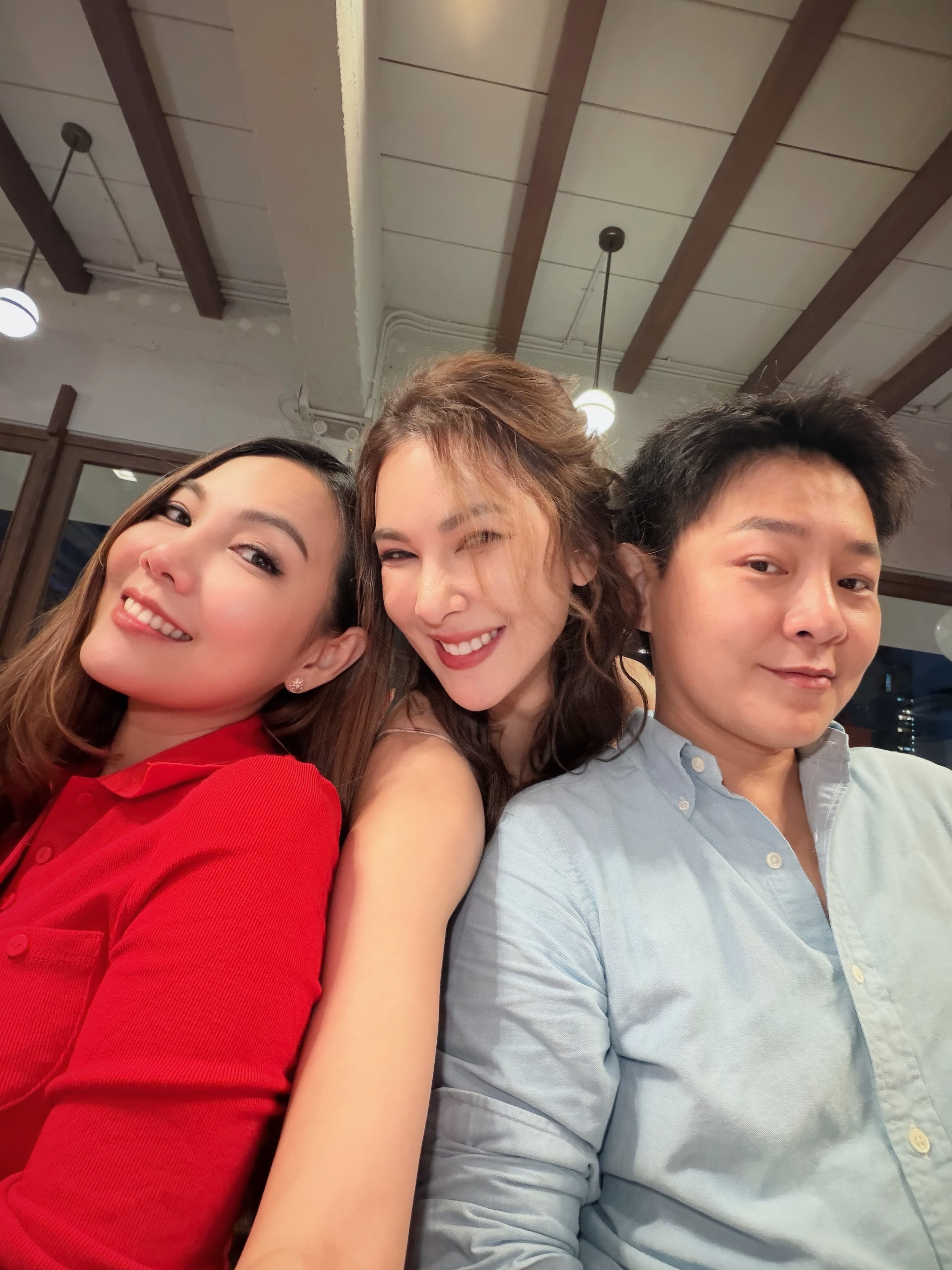 โบว์ - เบญจวรรณ อาร์ตเนอร์