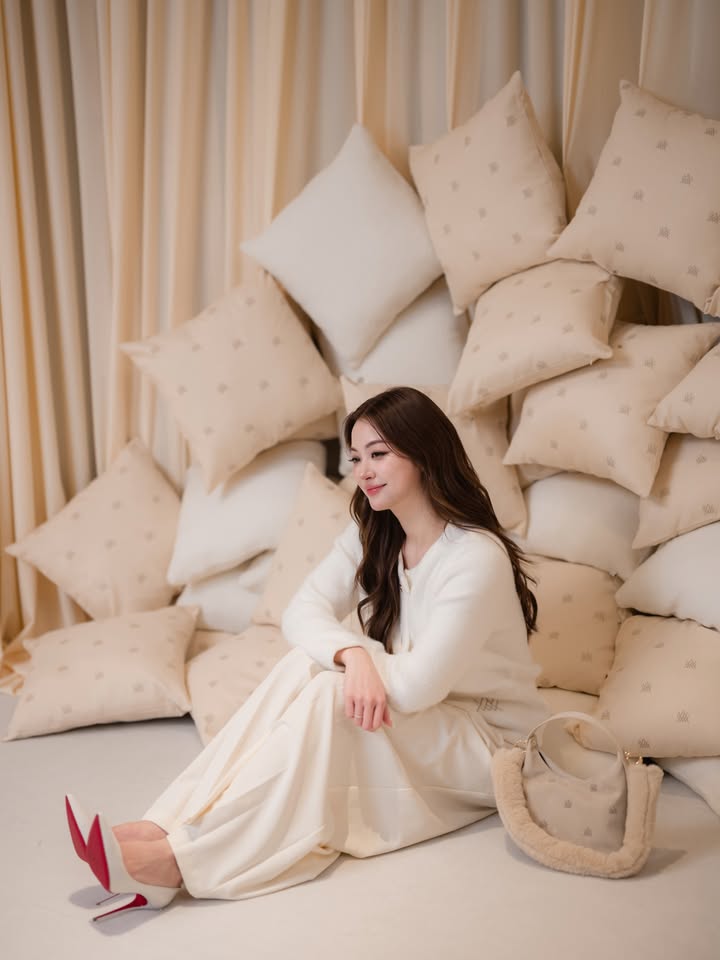 หมิว - ณัชชา เตชะมงคลาภิวัฒน์