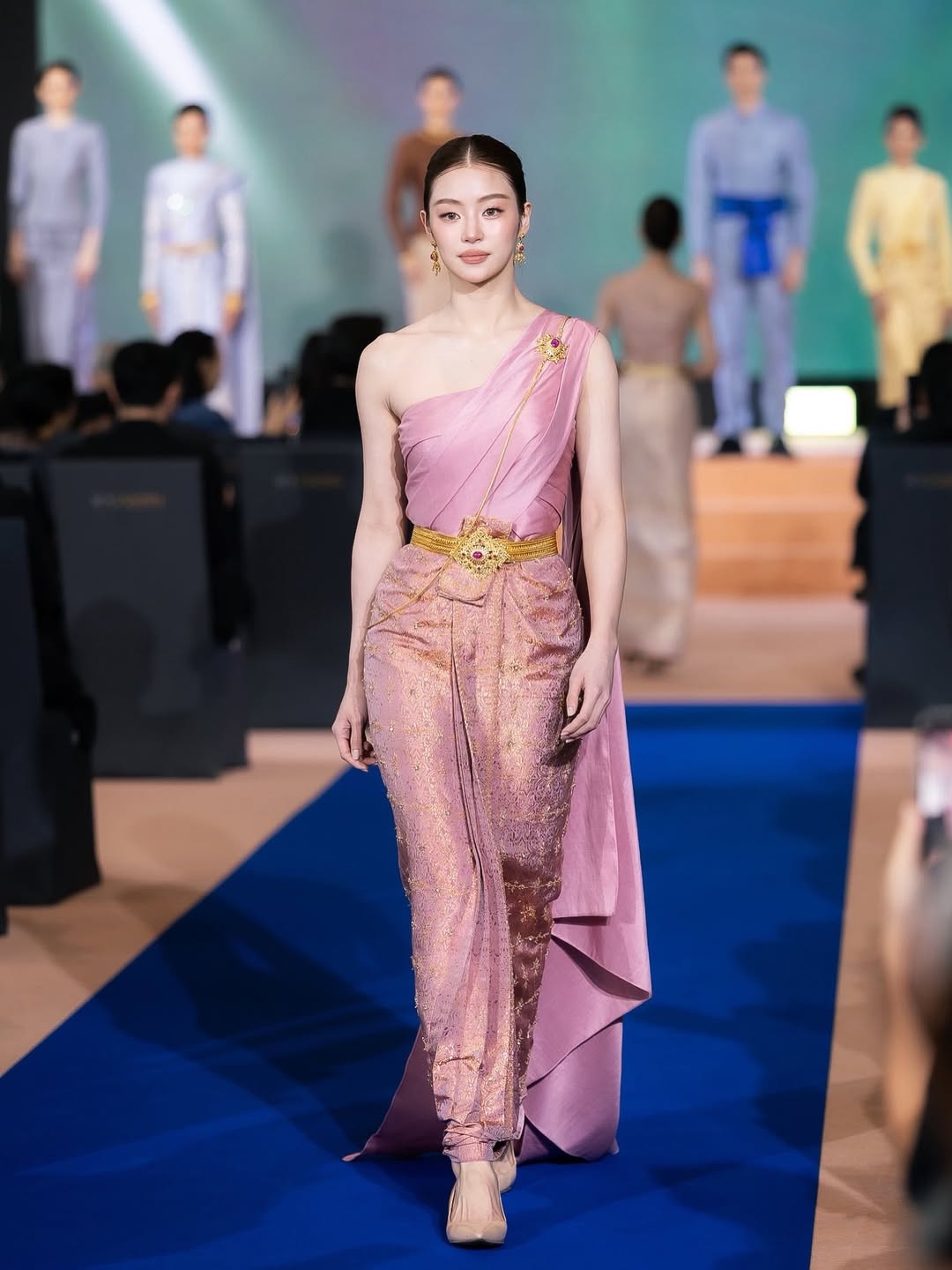 หมิว - ณัชชา เตชะมงคลาภิวัฒน์