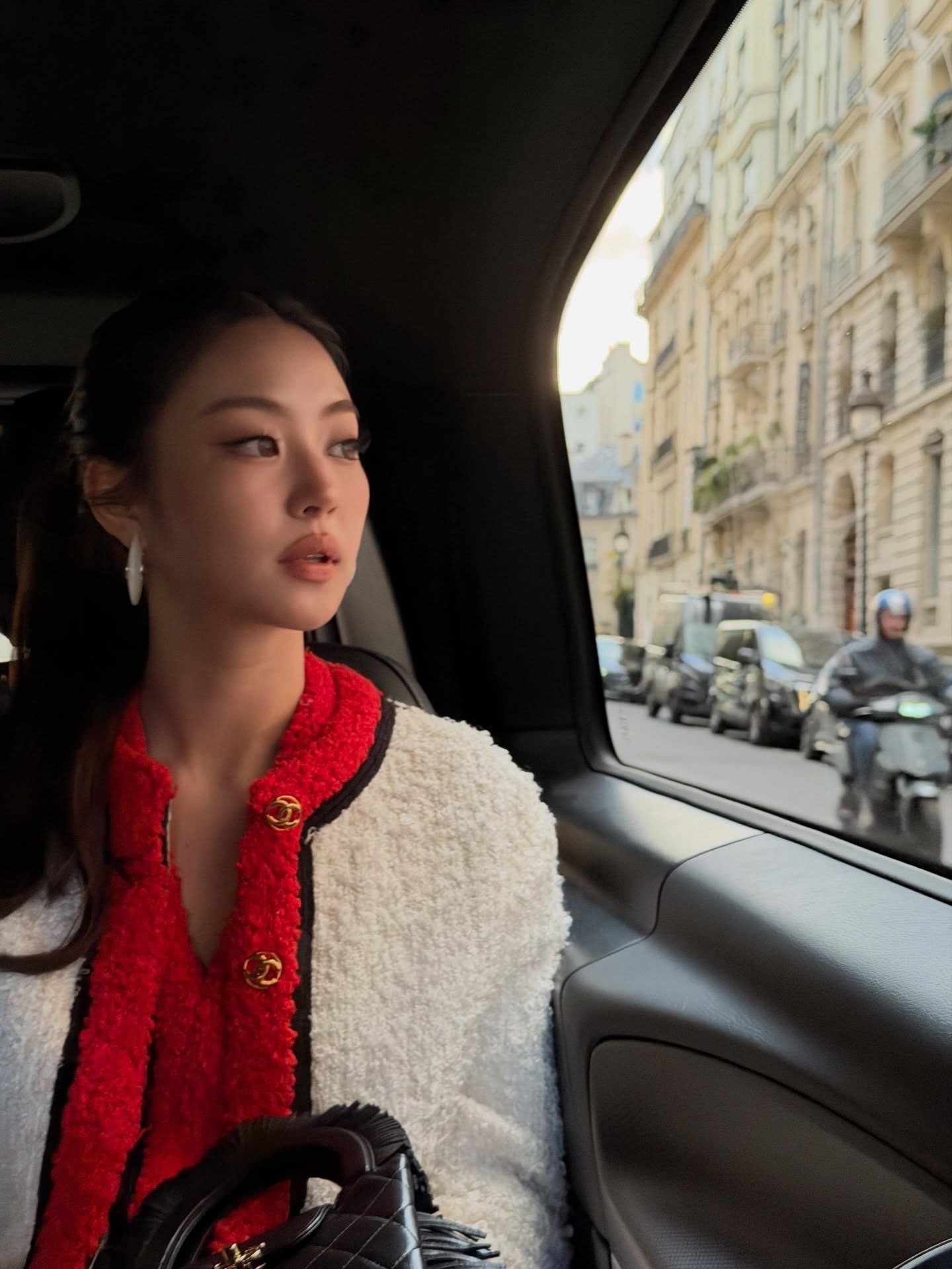 หมิว - ณัชชา เตชะมงคลาภิวัฒน์