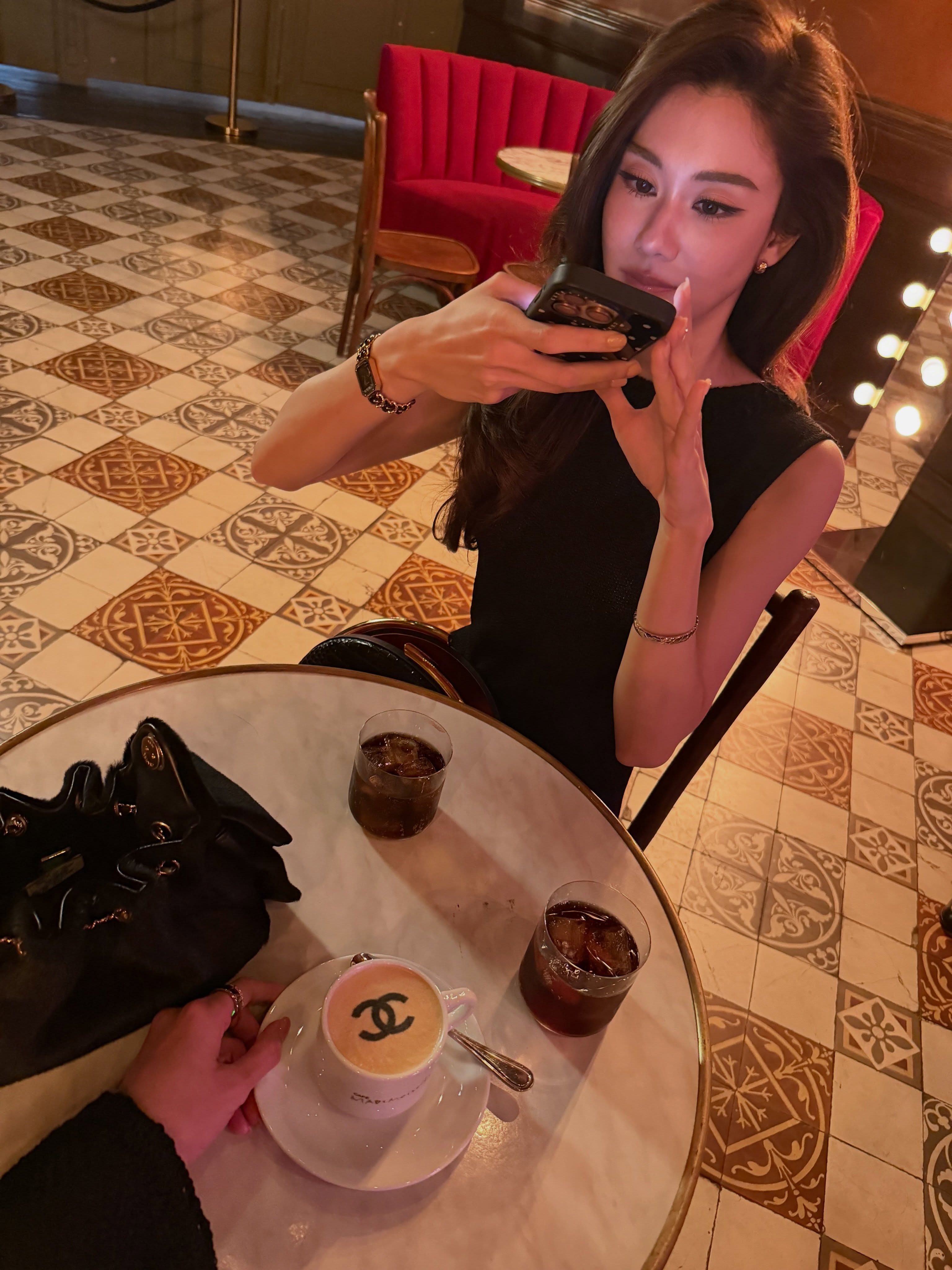 หมิว - ณัชชา เตชะมงคลาภิวัฒน์
