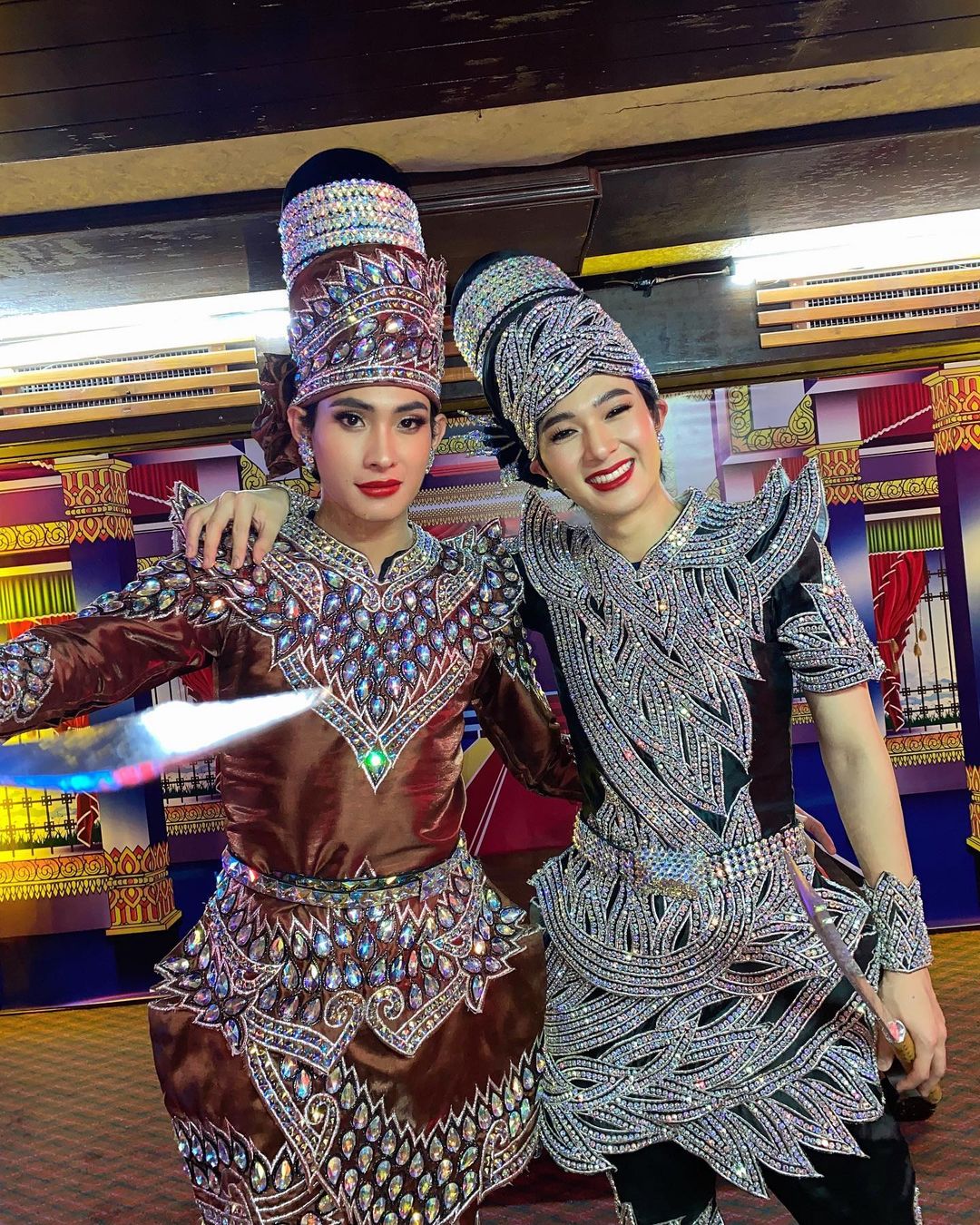 นุนิว - ชวรินทร์ เพริศพิริยะวงศ์