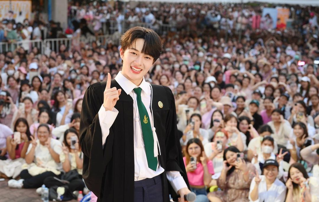 นุนิว - ชวรินทร์ เพริศพิริยะวงศ์