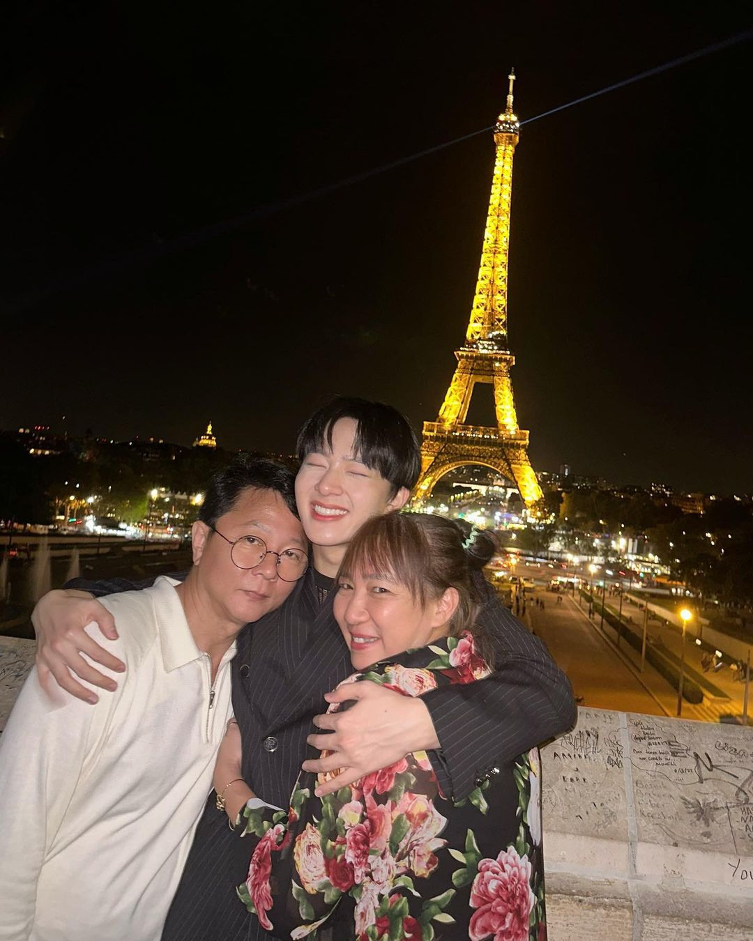 นุนิว - ชวรินทร์ เพริศพิริยะวงศ์