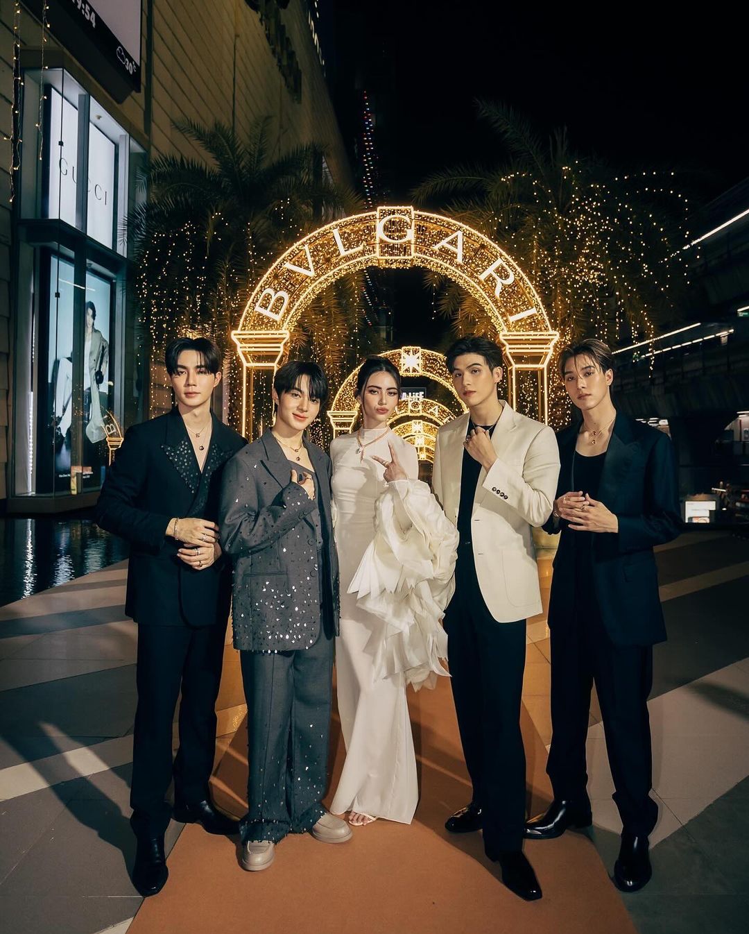 นุนิว - ชวรินทร์ เพริศพิริยะวงศ์
