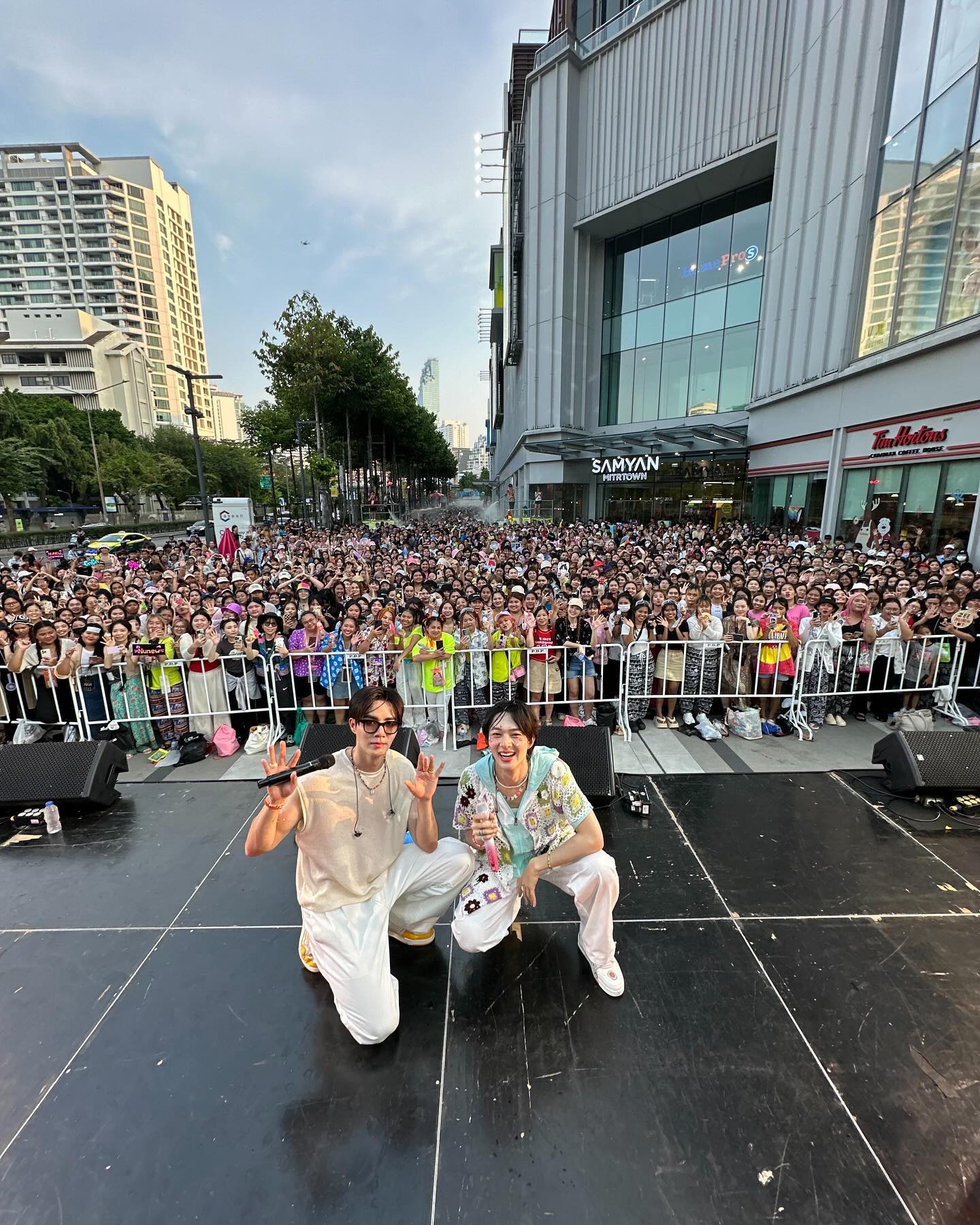 นุนิว - ชวรินทร์ เพริศพิริยะวงศ์