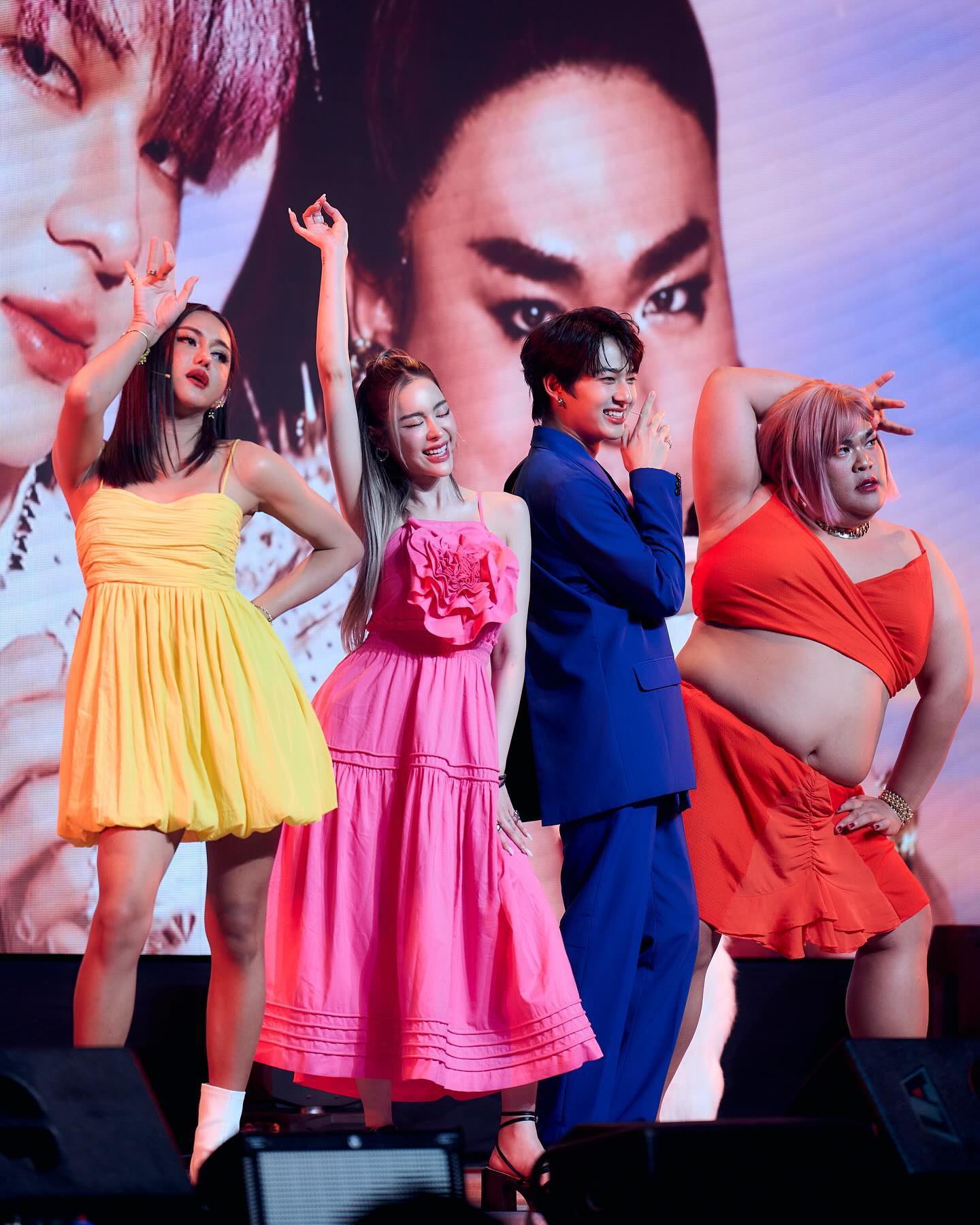 นุนิว - ชวรินทร์ เพริศพิริยะวงศ์