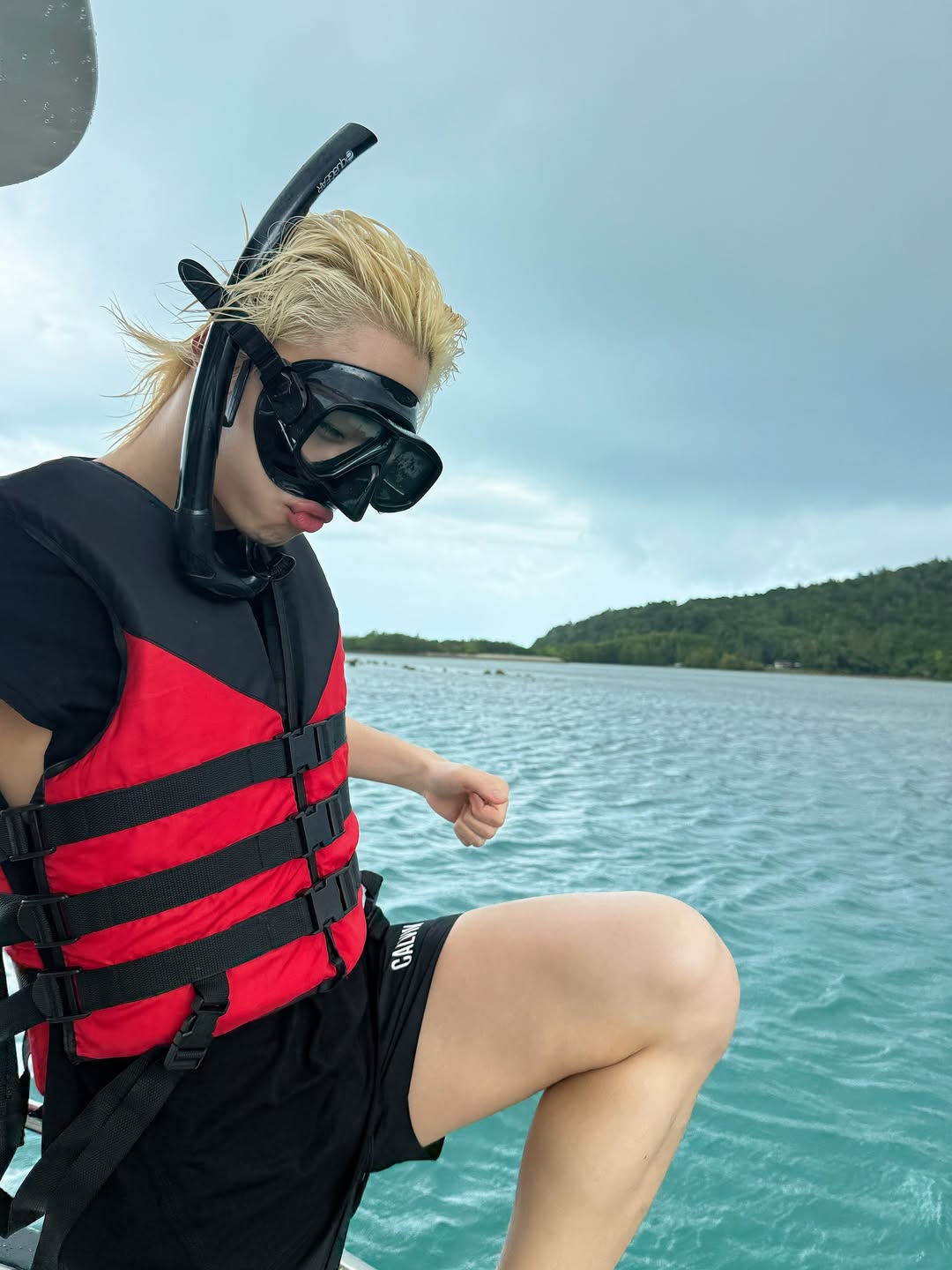 นุนิว - ชวรินทร์ เพริศพิริยะวงศ์