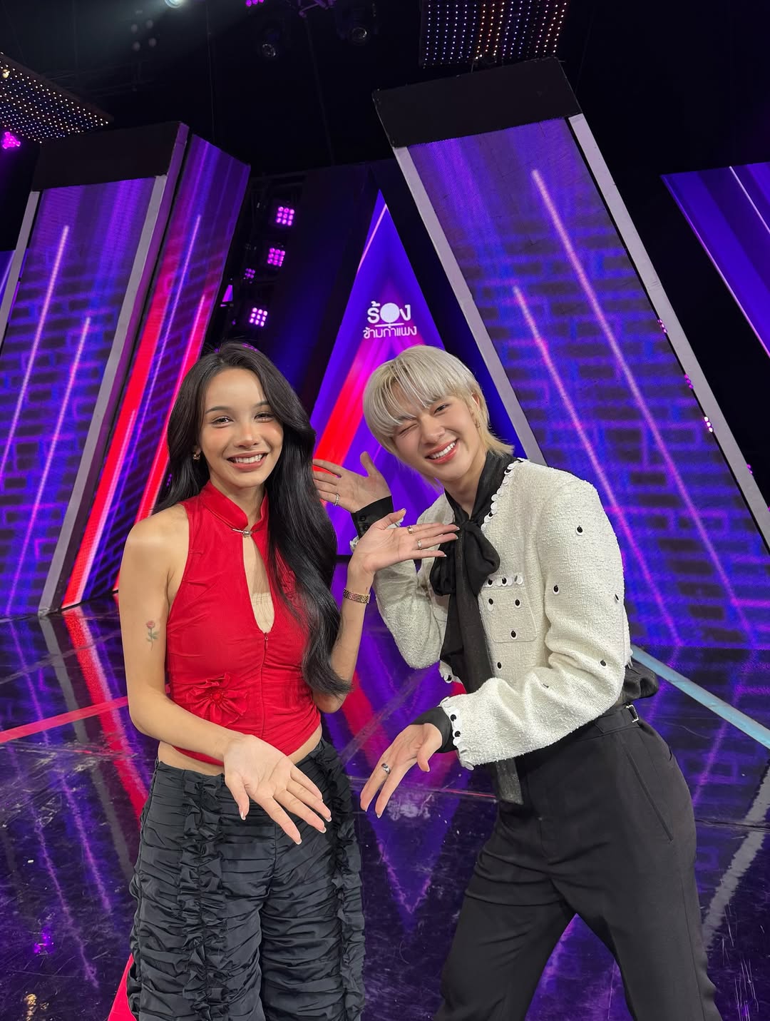 นุนิว - ชวรินทร์ เพริศพิริยะวงศ์