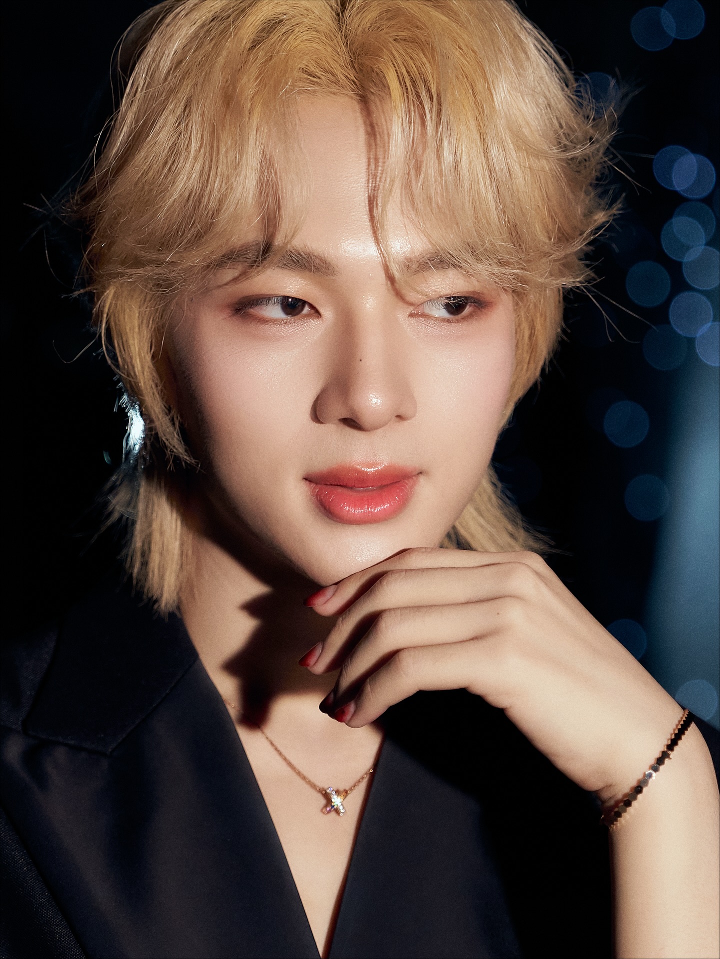 นุนิว - ชวรินทร์ เพริศพิริยะวงศ์