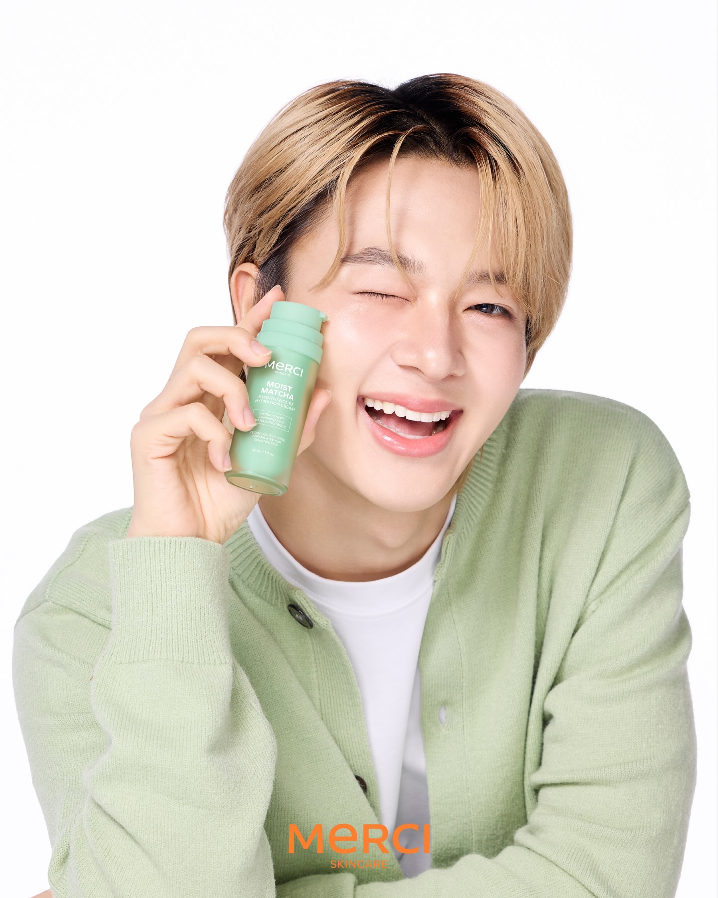 นุนิว - ชวรินทร์ เพริศพิริยะวงศ์