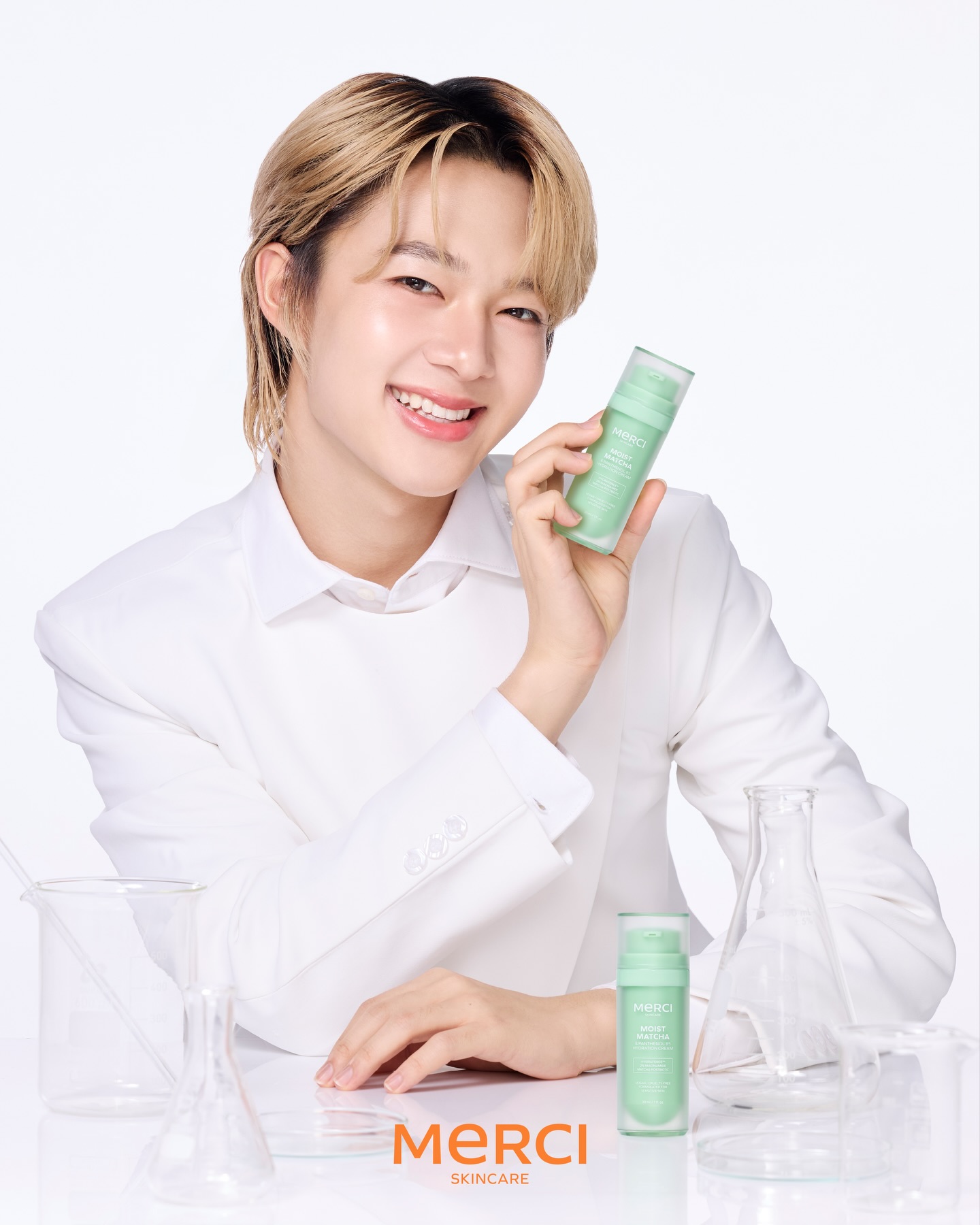 นุนิว - ชวรินทร์ เพริศพิริยะวงศ์