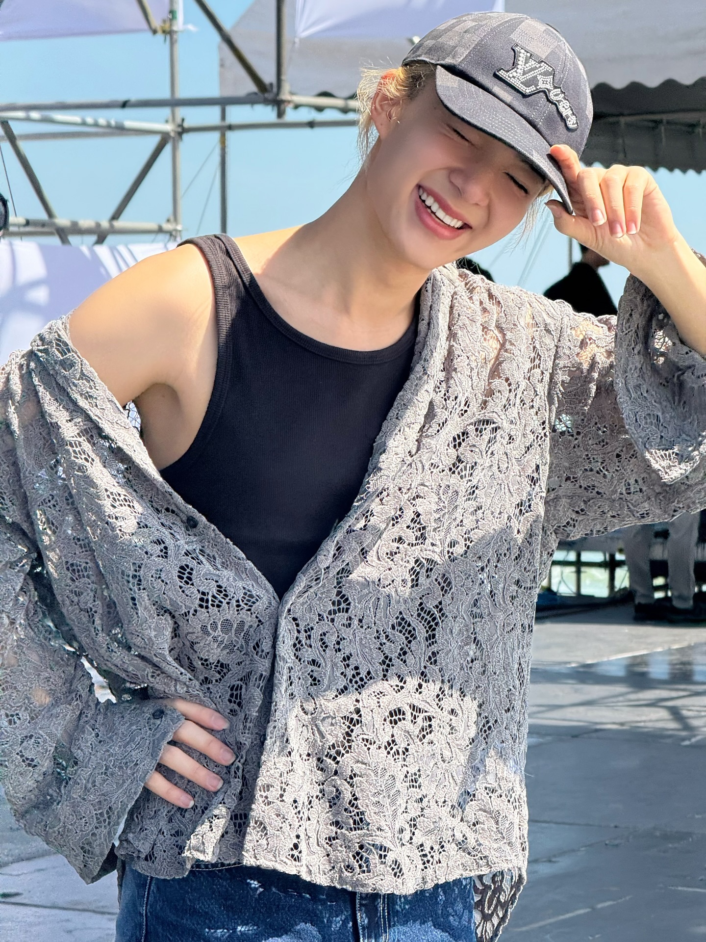 นุนิว - ชวรินทร์ เพริศพิริยะวงศ์