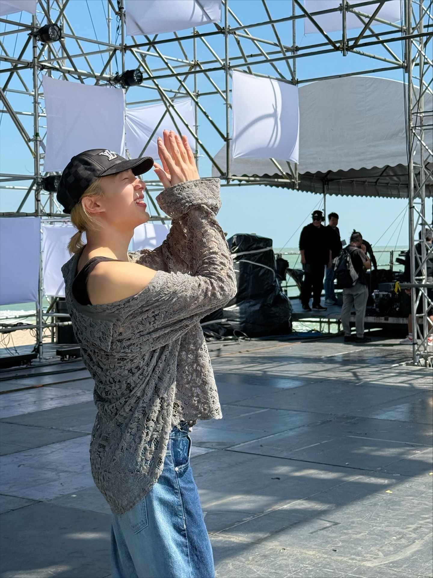 นุนิว - ชวรินทร์ เพริศพิริยะวงศ์