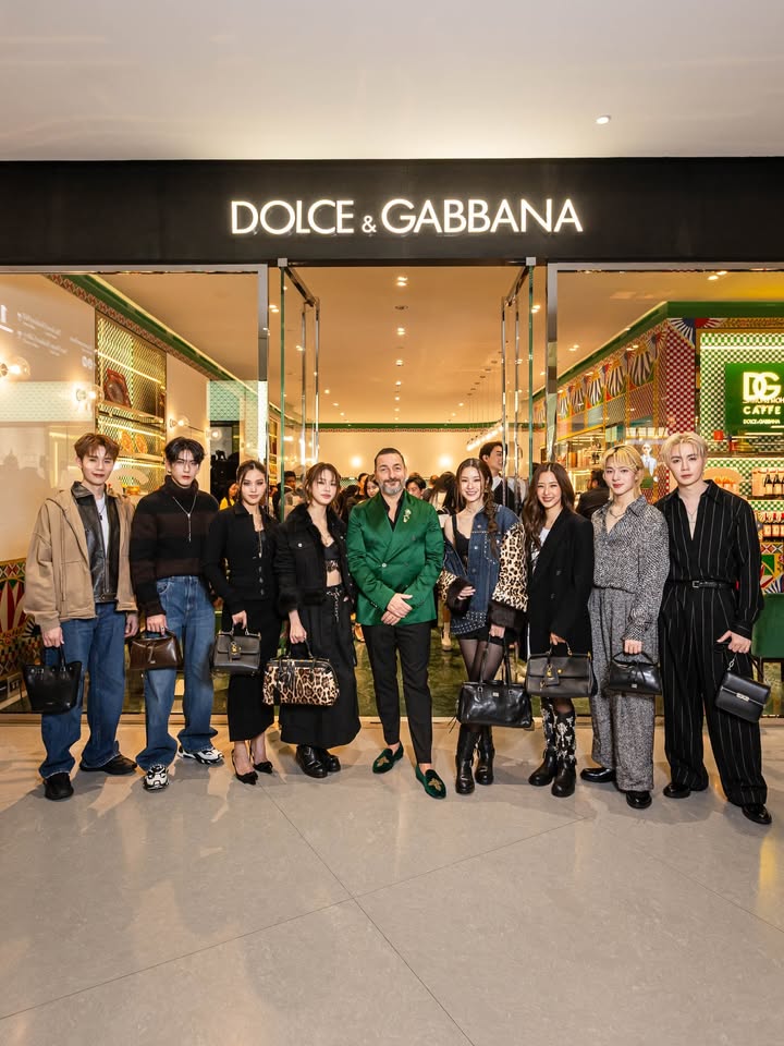 นุนิว - ชวรินทร์ เพริศพิริยะวงศ์