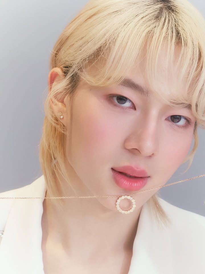 นุนิว - ชวรินทร์ เพริศพิริยะวงศ์