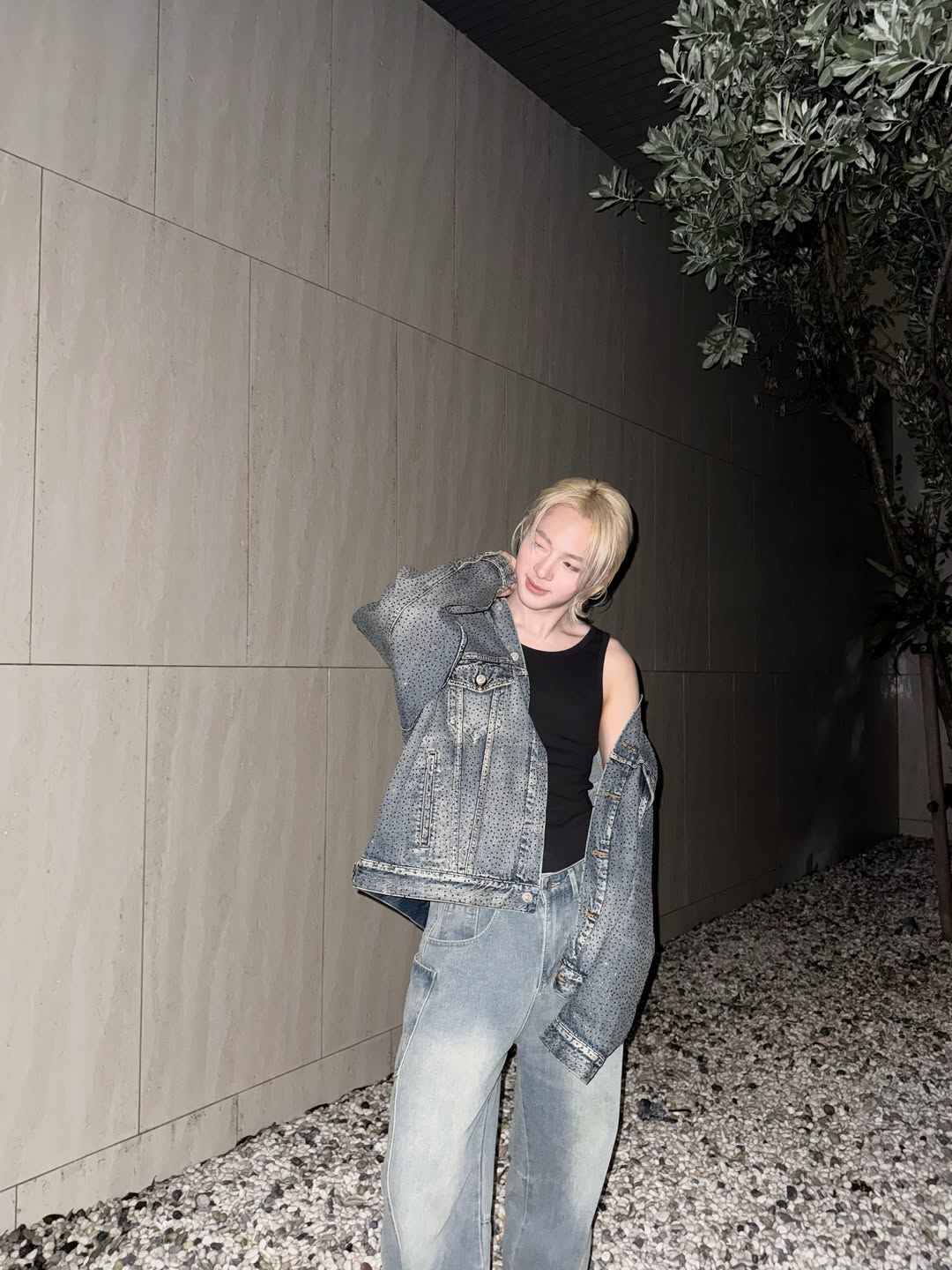 นุนิว - ชวรินทร์ เพริศพิริยะวงศ์