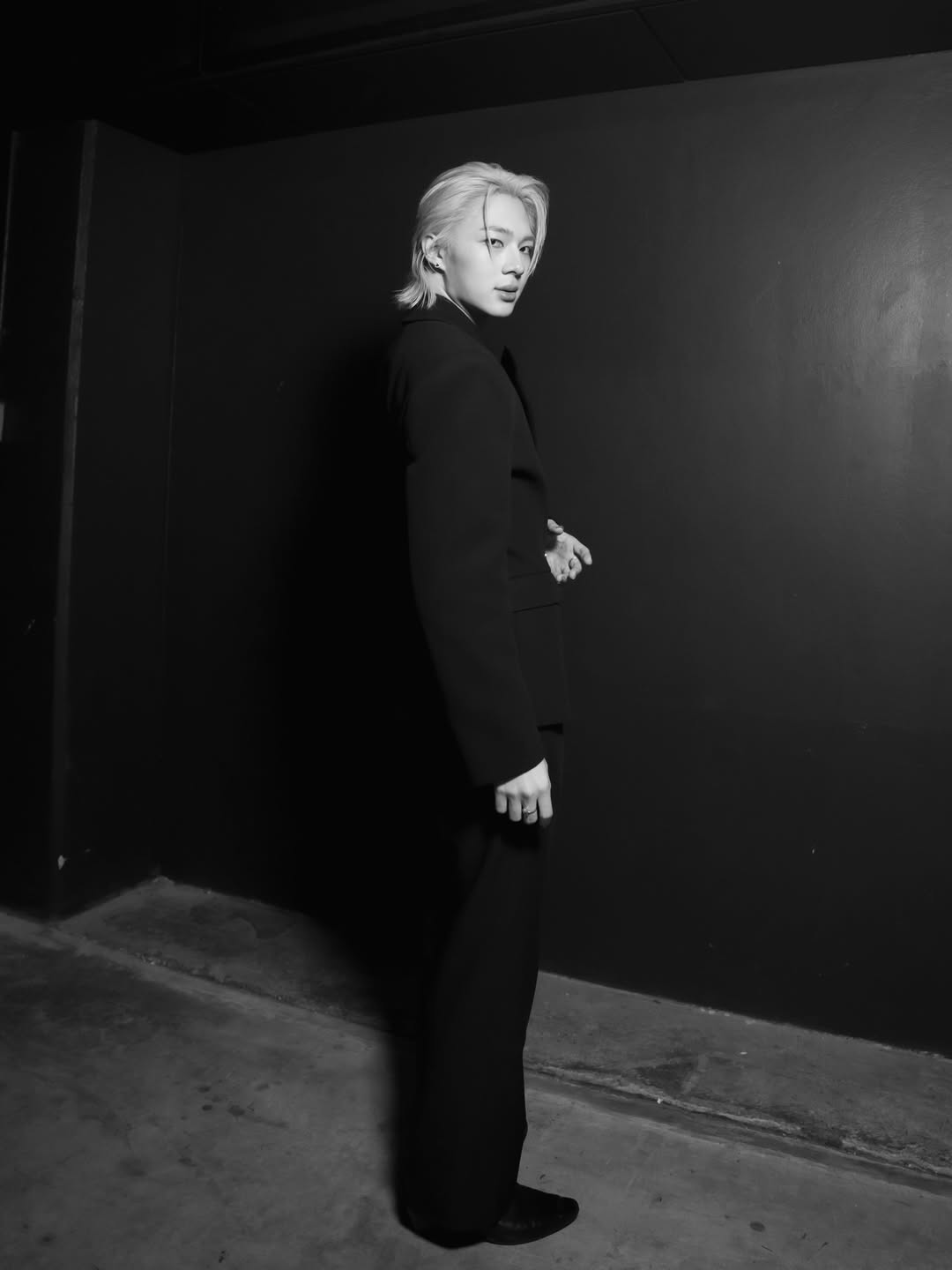 นุนิว - ชวรินทร์ เพริศพิริยะวงศ์