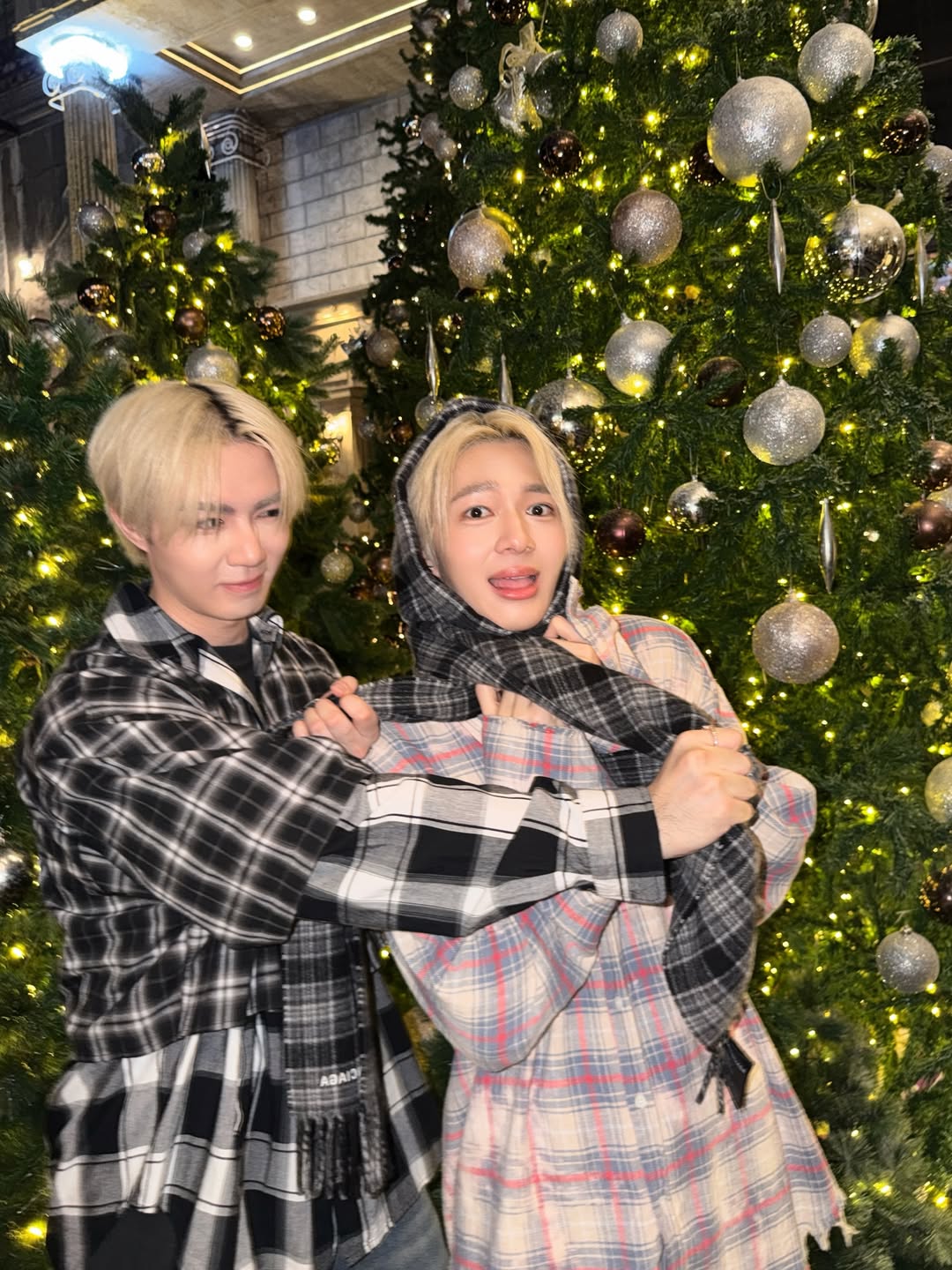 นุนิว - ชวรินทร์ เพริศพิริยะวงศ์