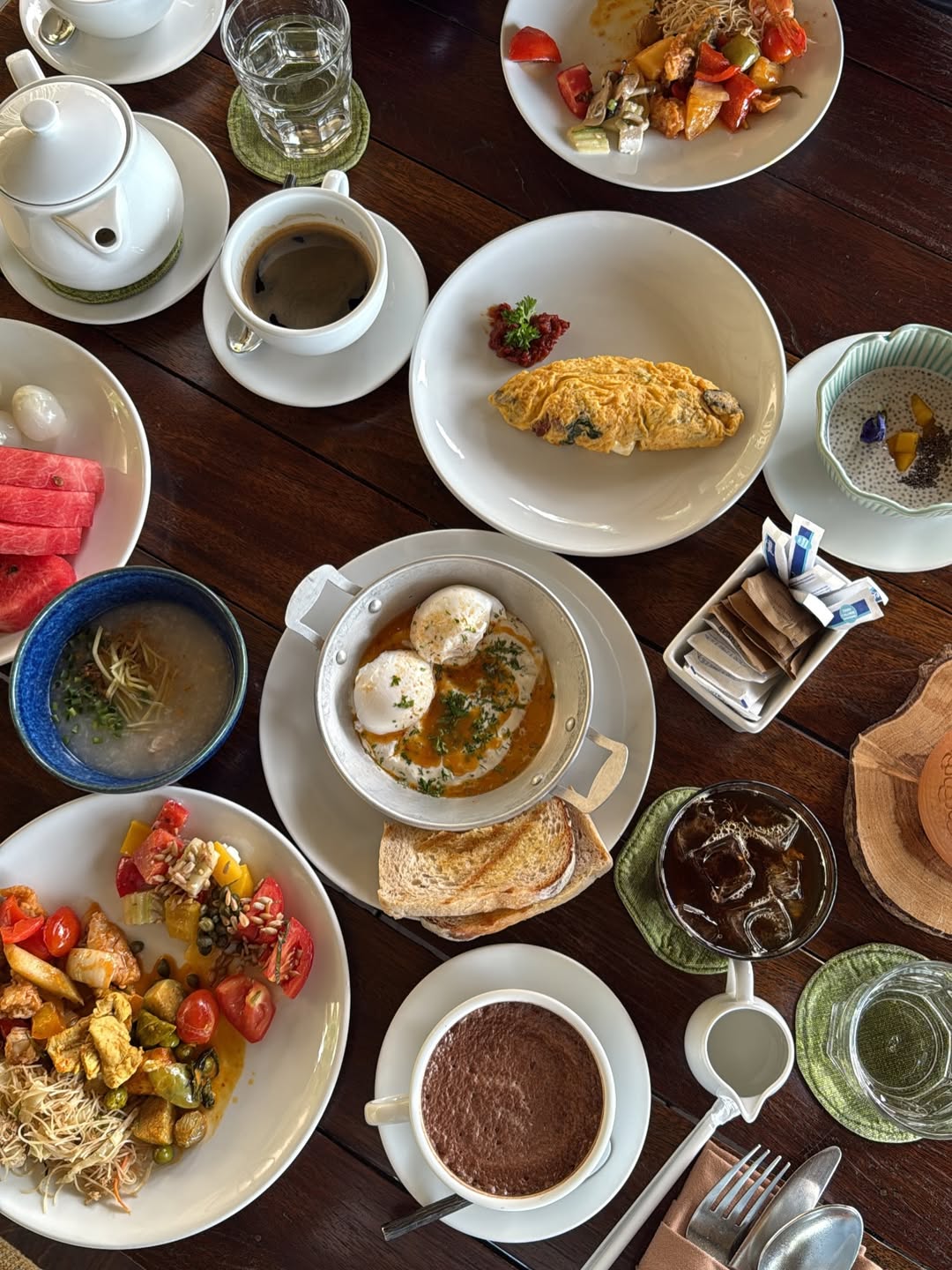 นุนิว - ชวรินทร์ เพริศพิริยะวงศ์