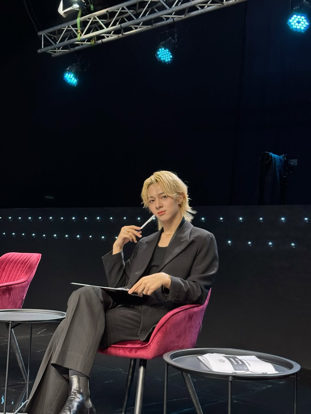 นุนิว - ชวรินทร์ เพริศพิริยะวงศ์