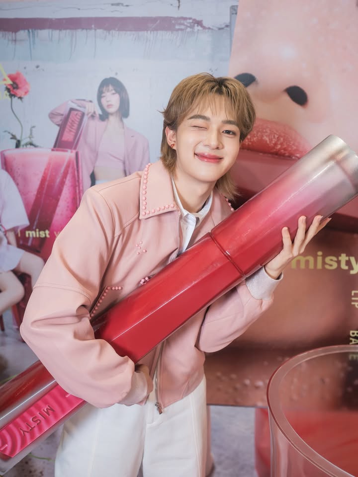 นุนิว - ชวรินทร์ เพริศพิริยะวงศ์