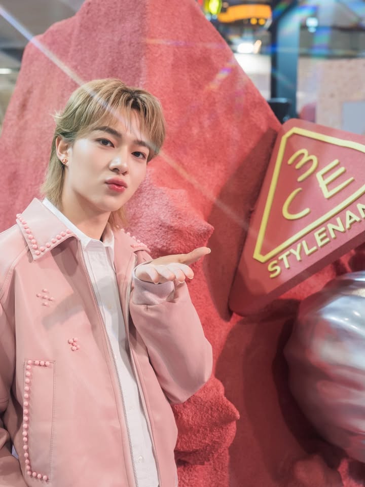 นุนิว - ชวรินทร์ เพริศพิริยะวงศ์