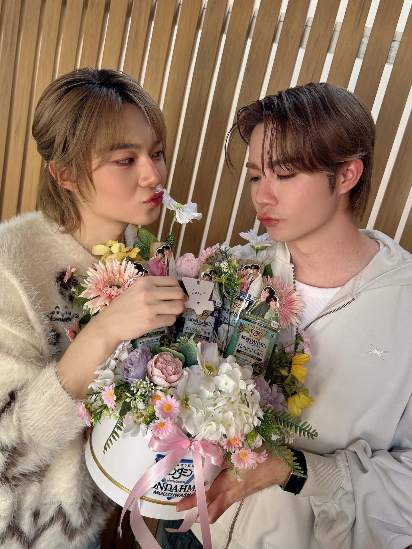 นุนิว - ชวรินทร์ เพริศพิริยะวงศ์