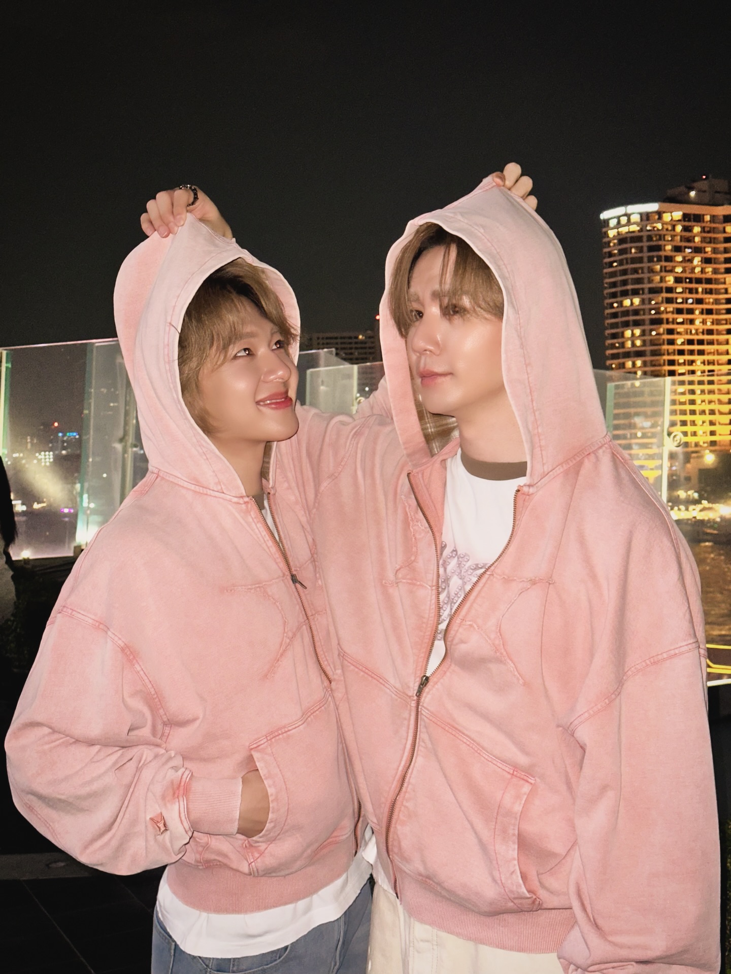 นุนิว - ชวรินทร์ เพริศพิริยะวงศ์