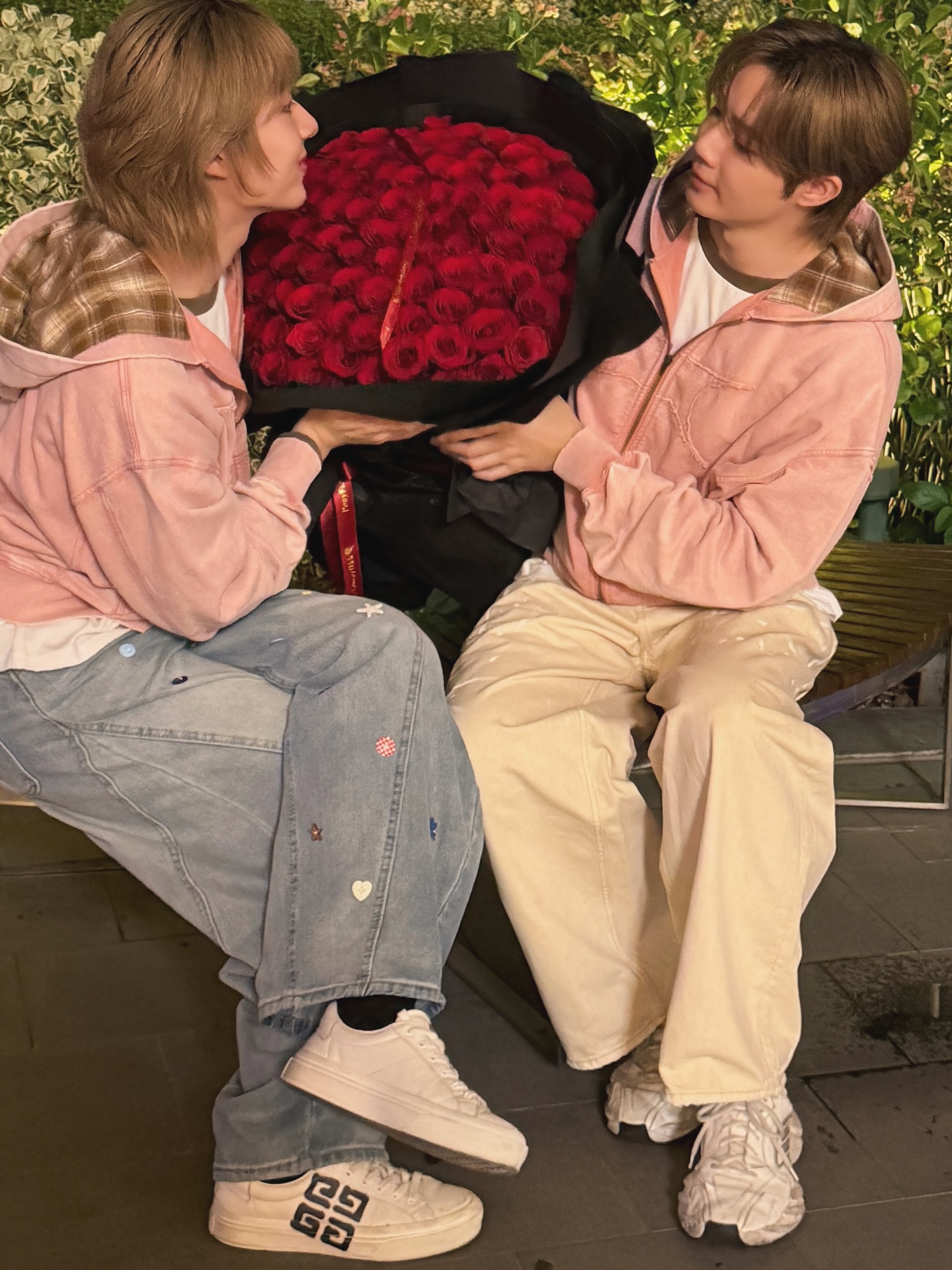 นุนิว - ชวรินทร์ เพริศพิริยะวงศ์