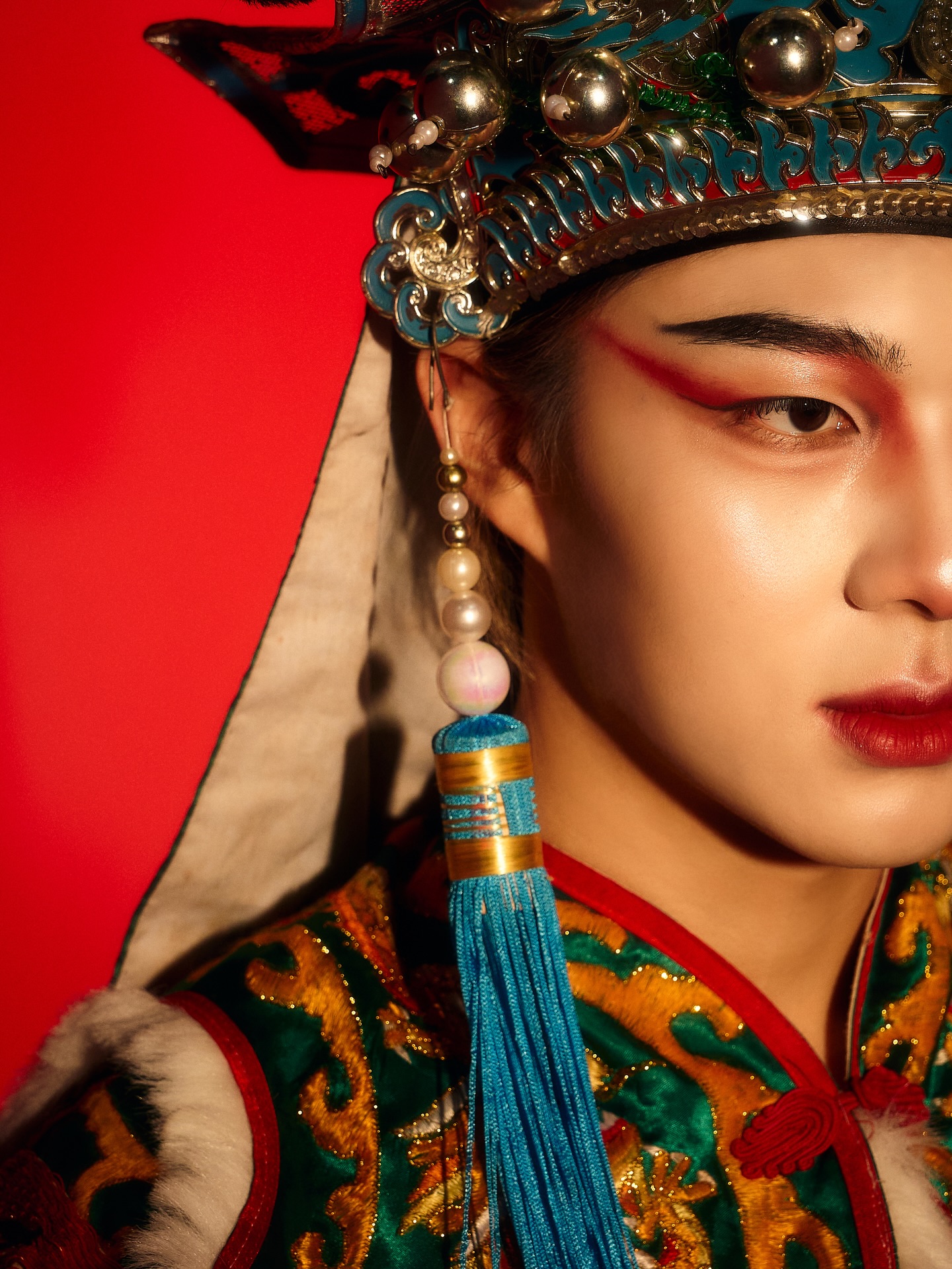 นุนิว - ชวรินทร์ เพริศพิริยะวงศ์