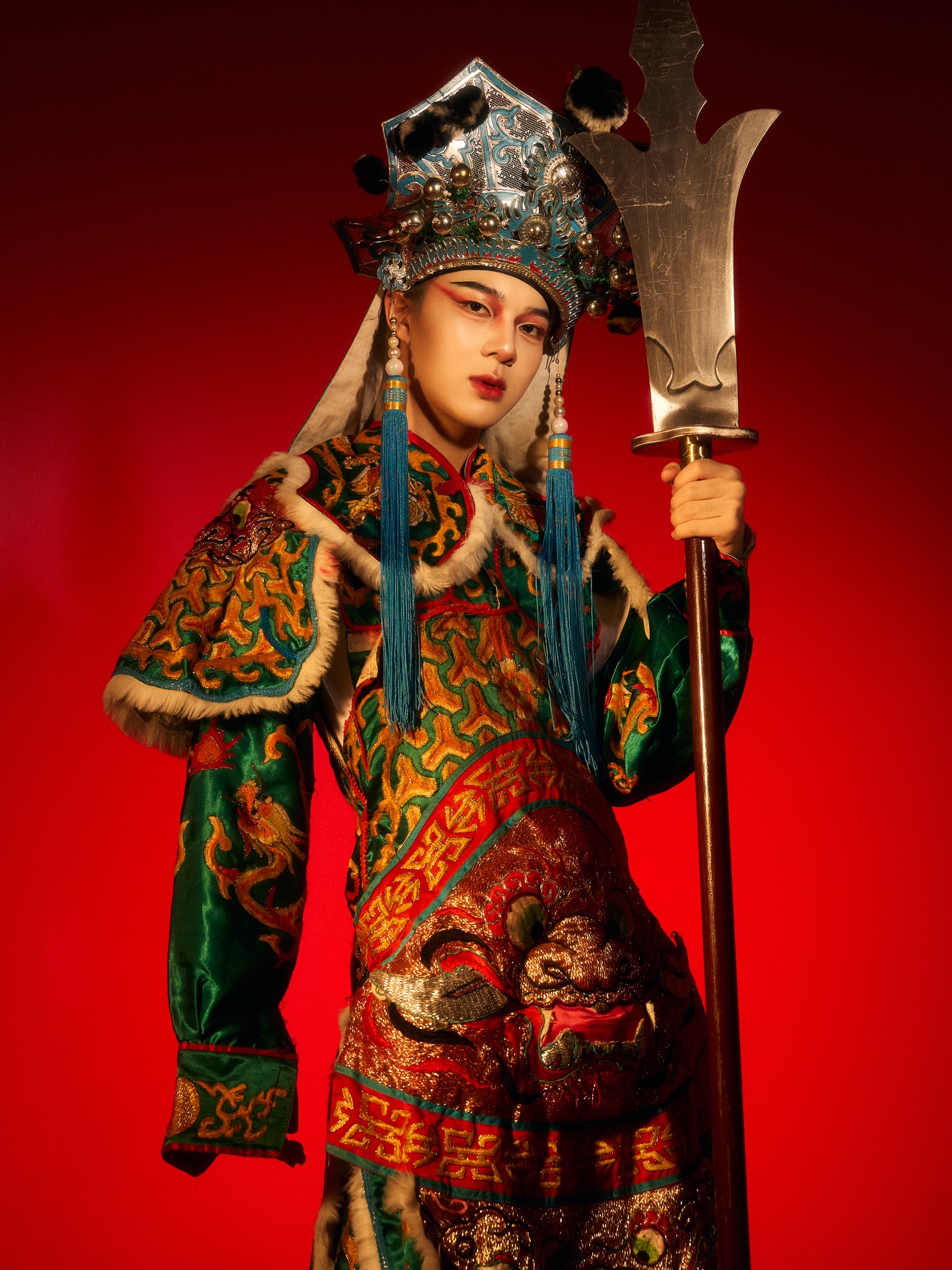 นุนิว - ชวรินทร์ เพริศพิริยะวงศ์