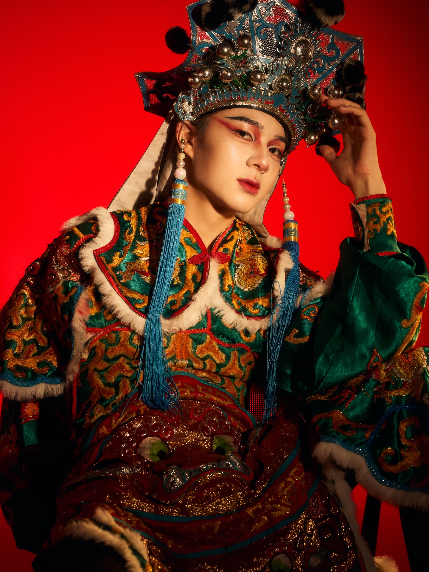 นุนิว - ชวรินทร์ เพริศพิริยะวงศ์