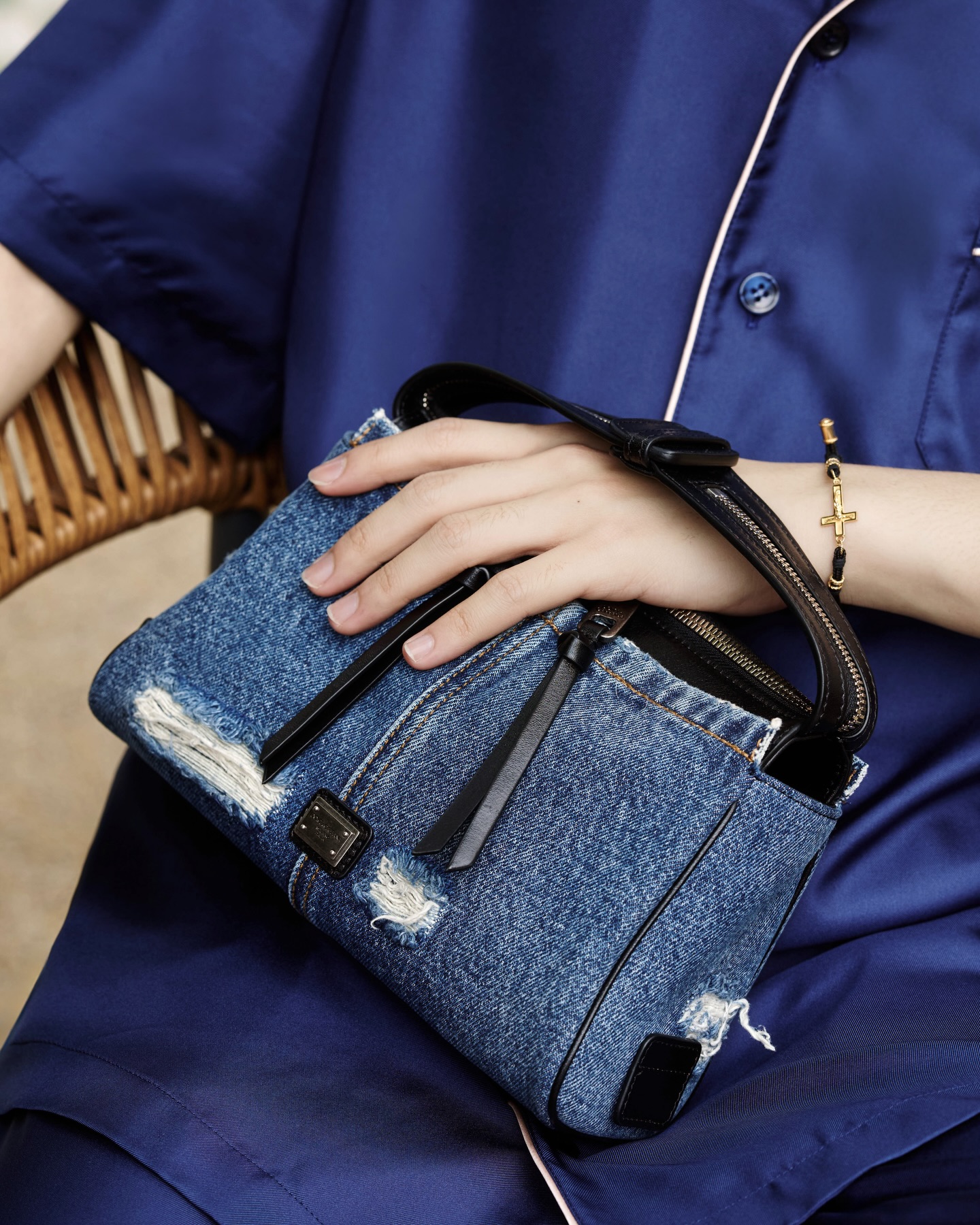 นุนิว - ชวรินทร์ เพริศพิริยะวงศ์