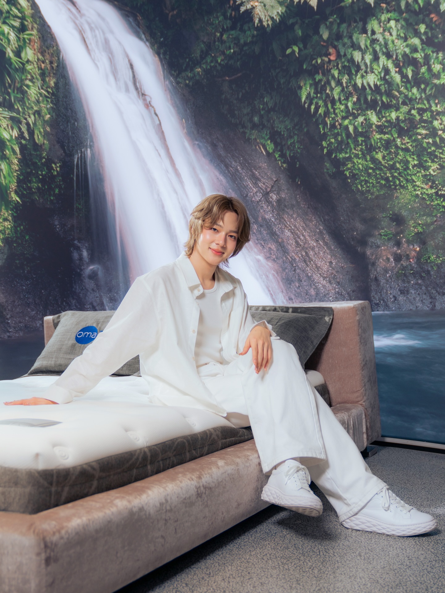 นุนิว - ชวรินทร์ เพริศพิริยะวงศ์