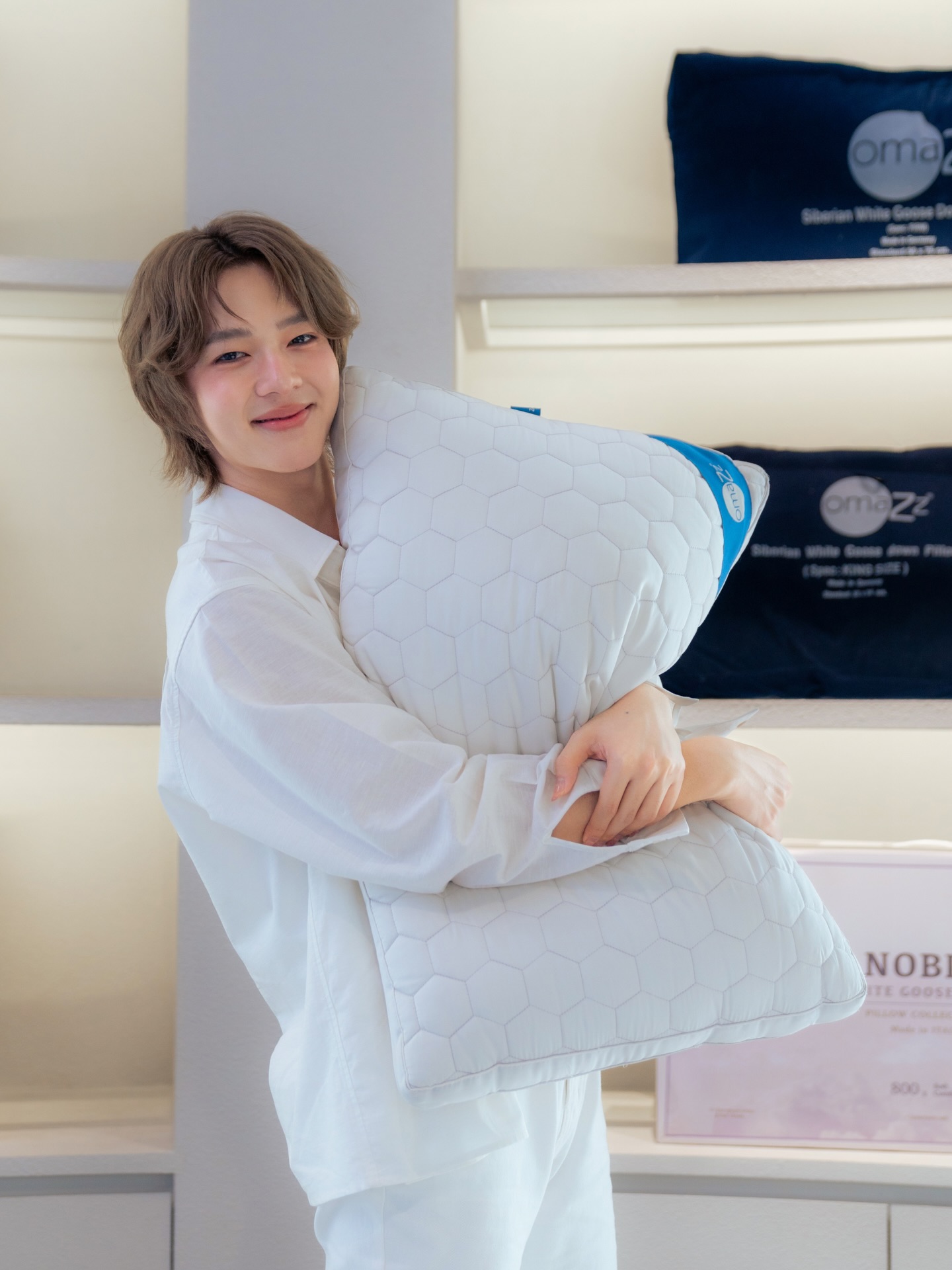 นุนิว - ชวรินทร์ เพริศพิริยะวงศ์