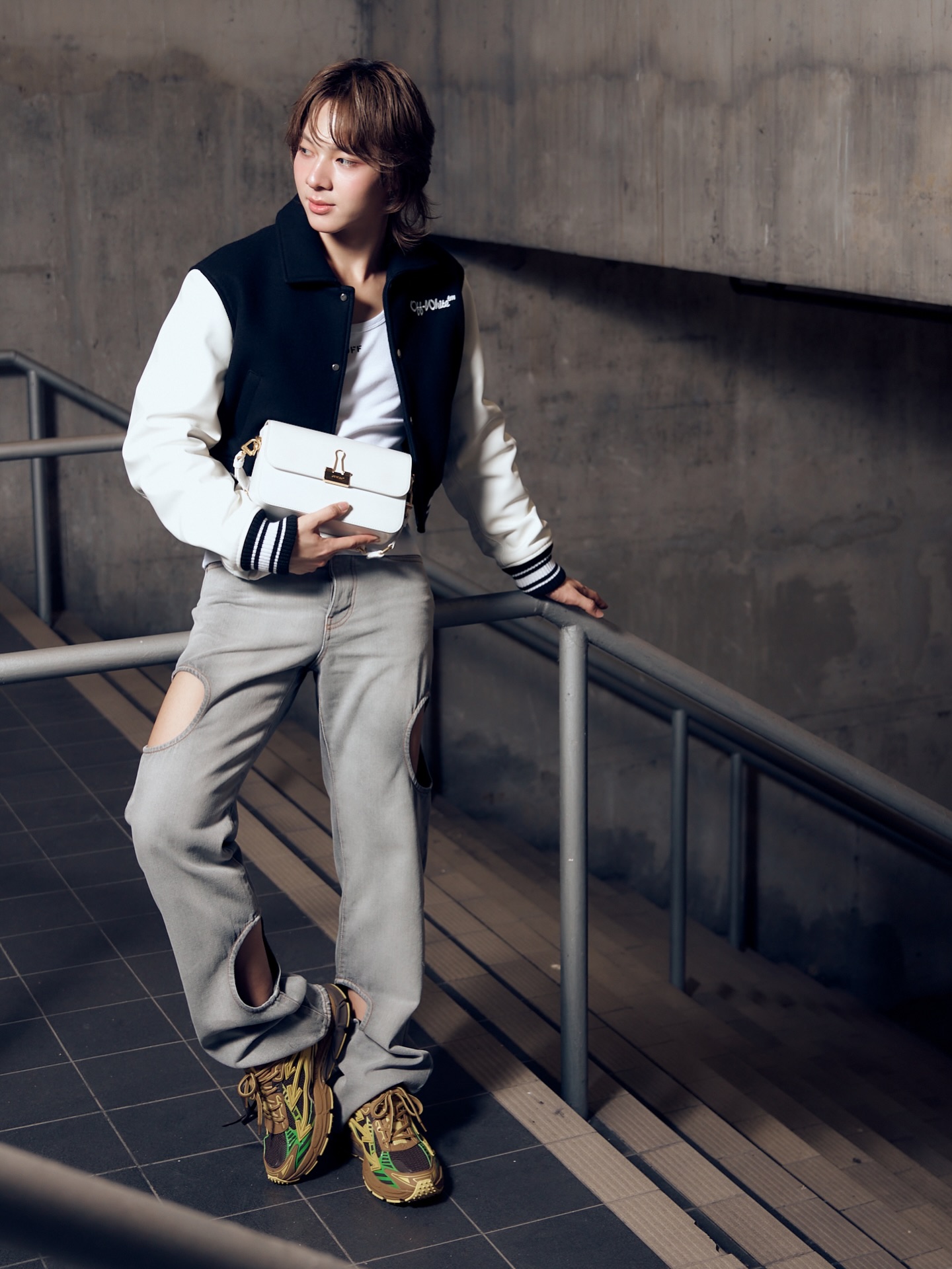 นุนิว - ชวรินทร์ เพริศพิริยะวงศ์