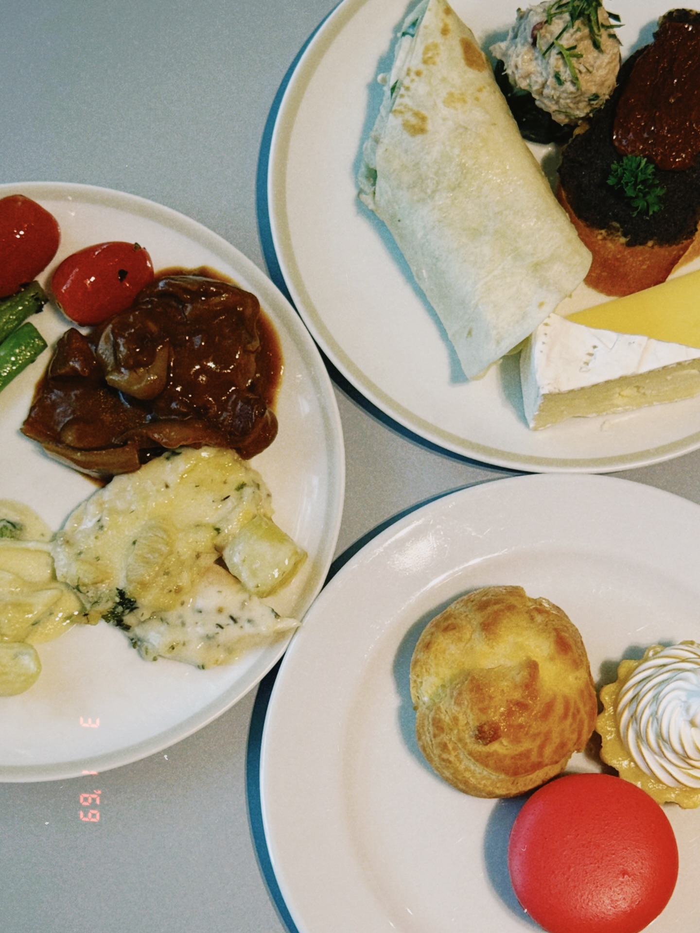 นุนิว - ชวรินทร์ เพริศพิริยะวงศ์