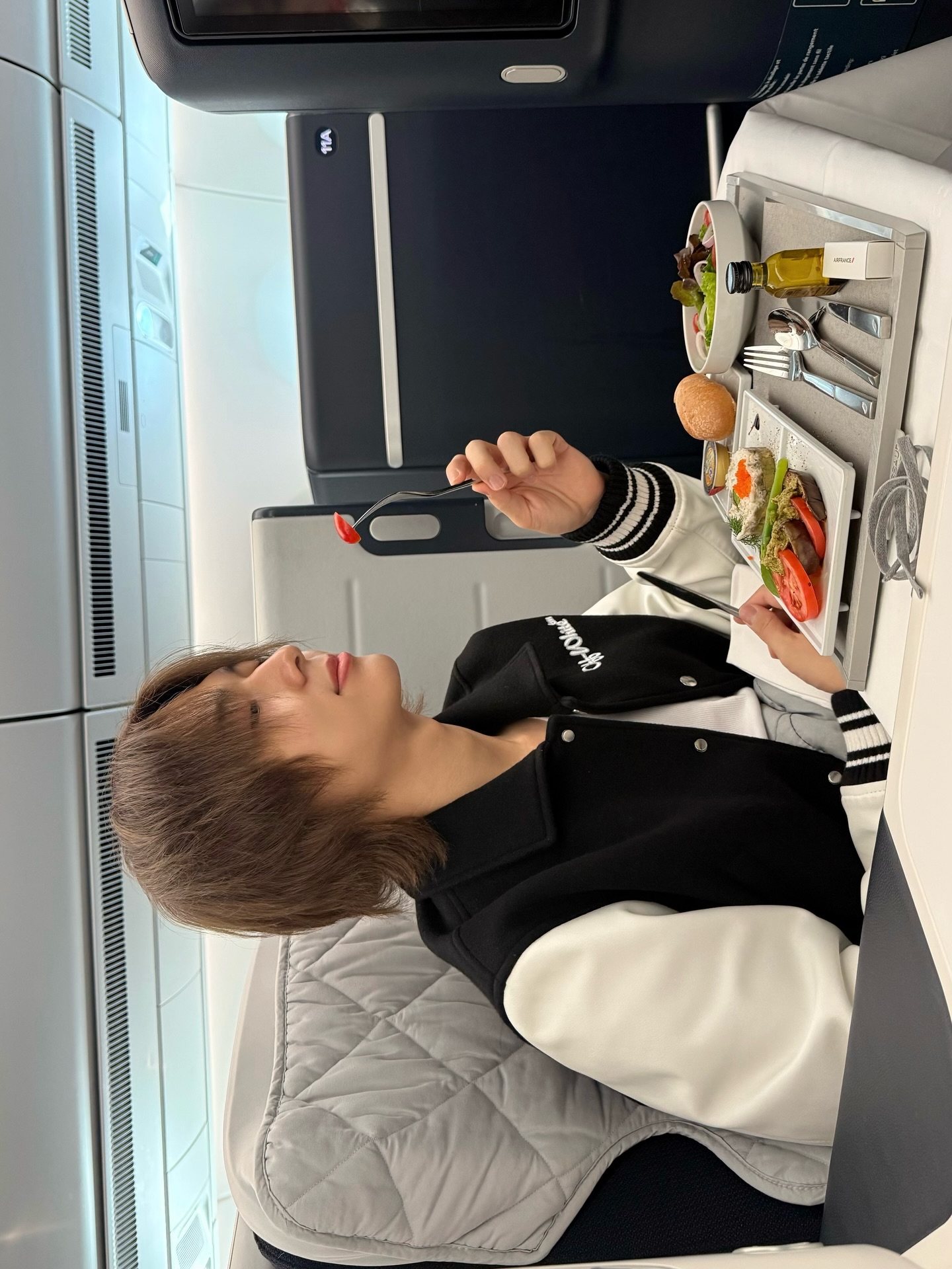 นุนิว - ชวรินทร์ เพริศพิริยะวงศ์