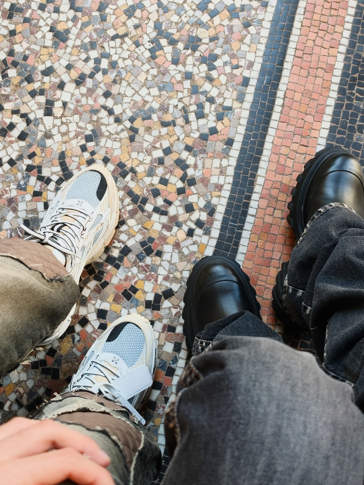 นุนิว - ชวรินทร์ เพริศพิริยะวงศ์