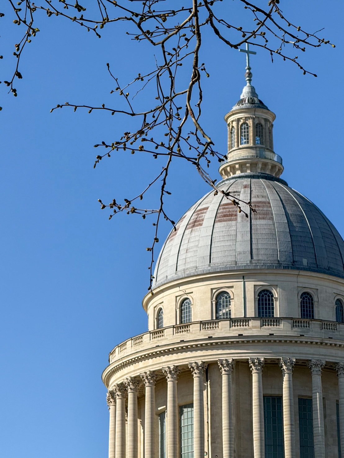 นุนิว - ชวรินทร์ เพริศพิริยะวงศ์