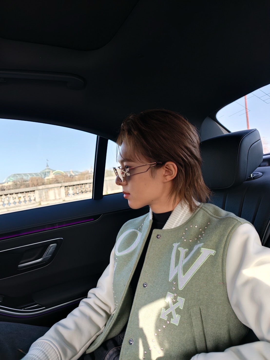 นุนิว - ชวรินทร์ เพริศพิริยะวงศ์