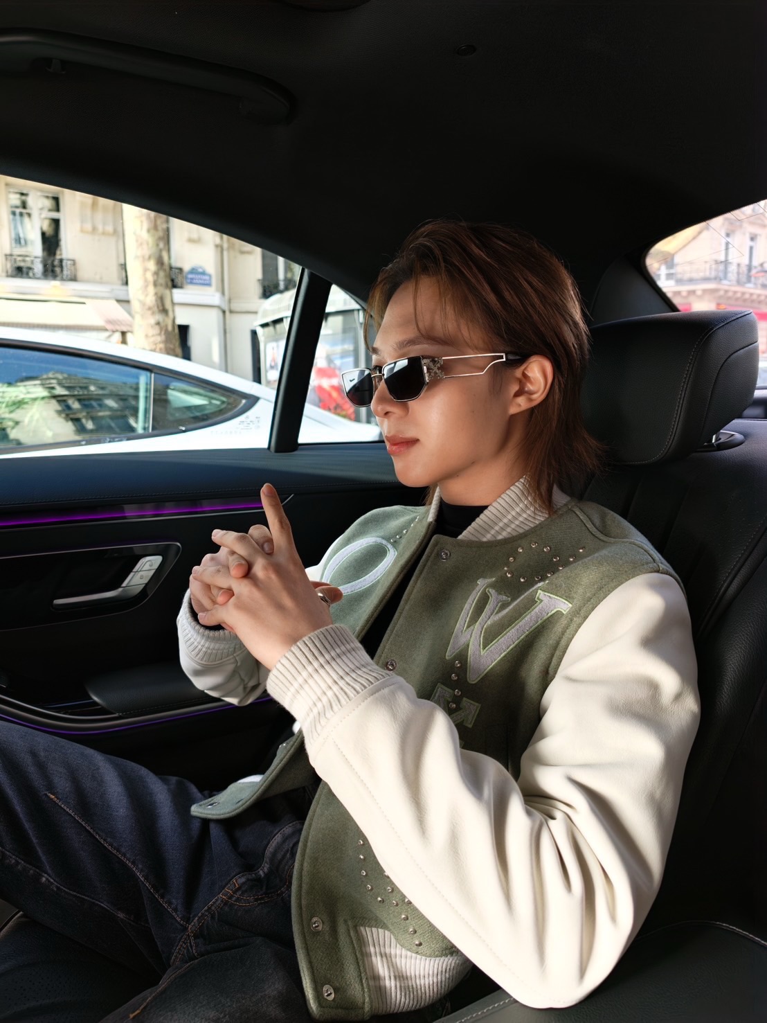 นุนิว - ชวรินทร์ เพริศพิริยะวงศ์