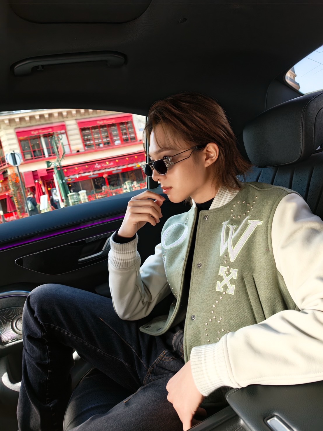 นุนิว - ชวรินทร์ เพริศพิริยะวงศ์