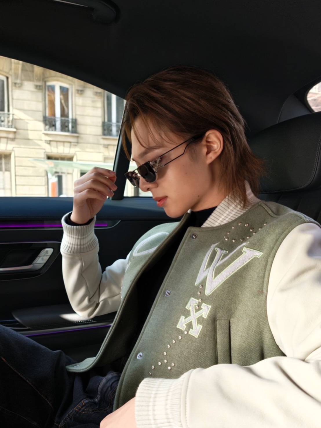 นุนิว - ชวรินทร์ เพริศพิริยะวงศ์