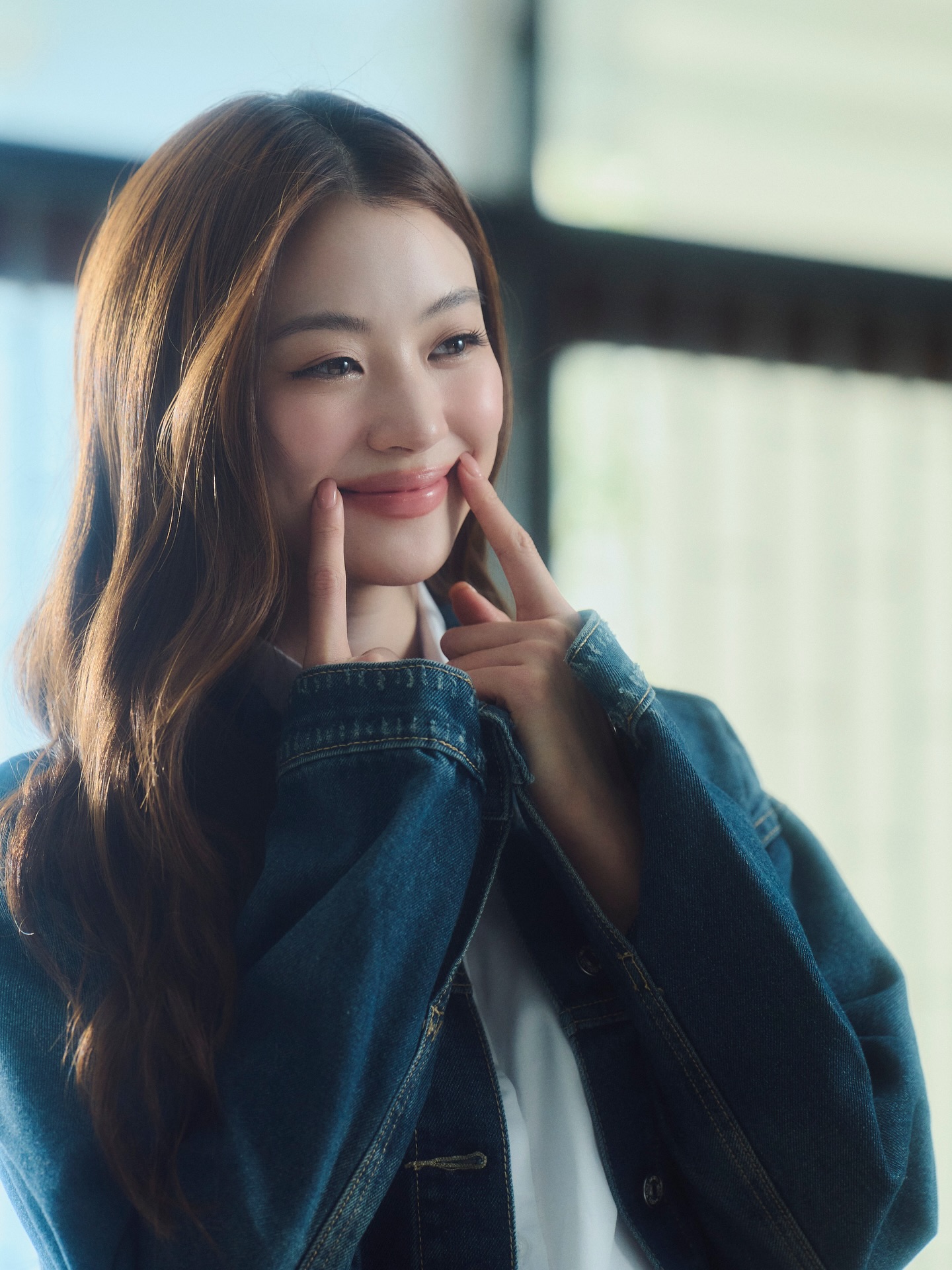 นุนิว - ชวรินทร์ เพริศพิริยะวงศ์