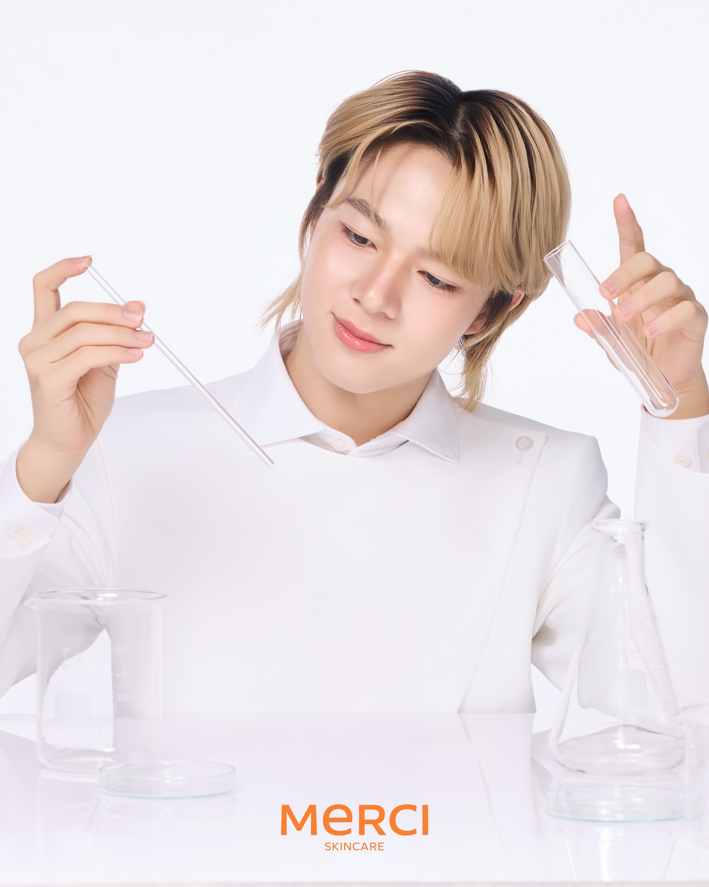 นุนิว - ชวรินทร์ เพริศพิริยะวงศ์