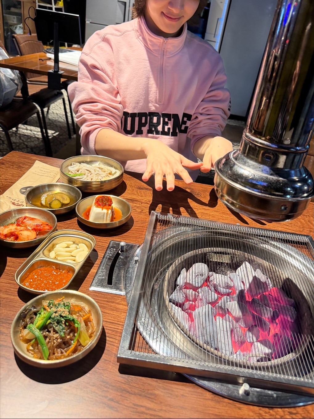 นุนิว - ชวรินทร์ เพริศพิริยะวงศ์