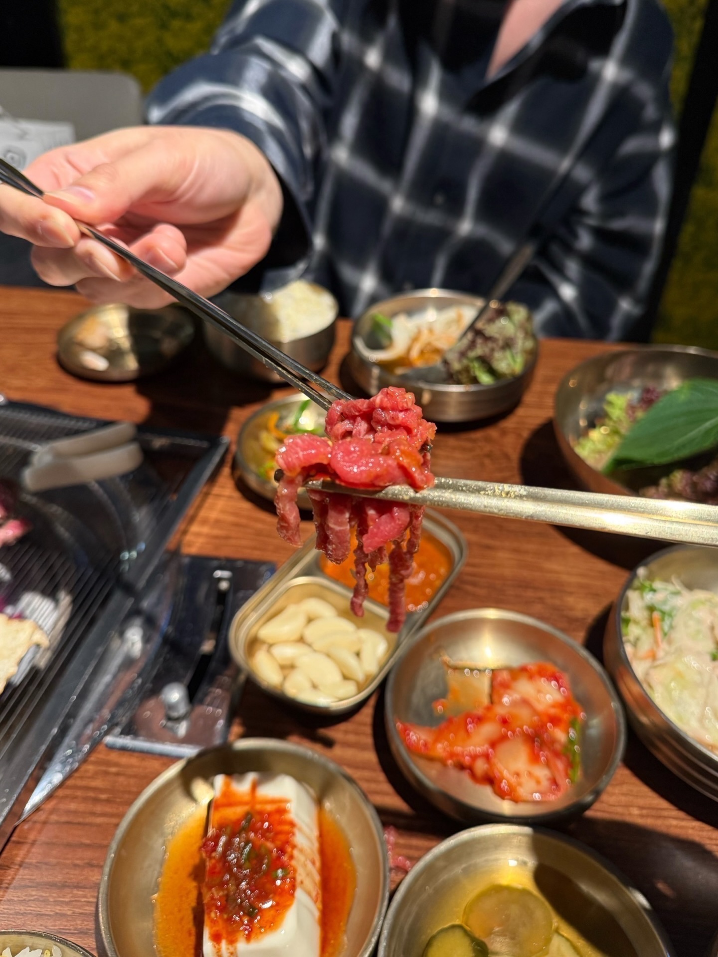 นุนิว - ชวรินทร์ เพริศพิริยะวงศ์