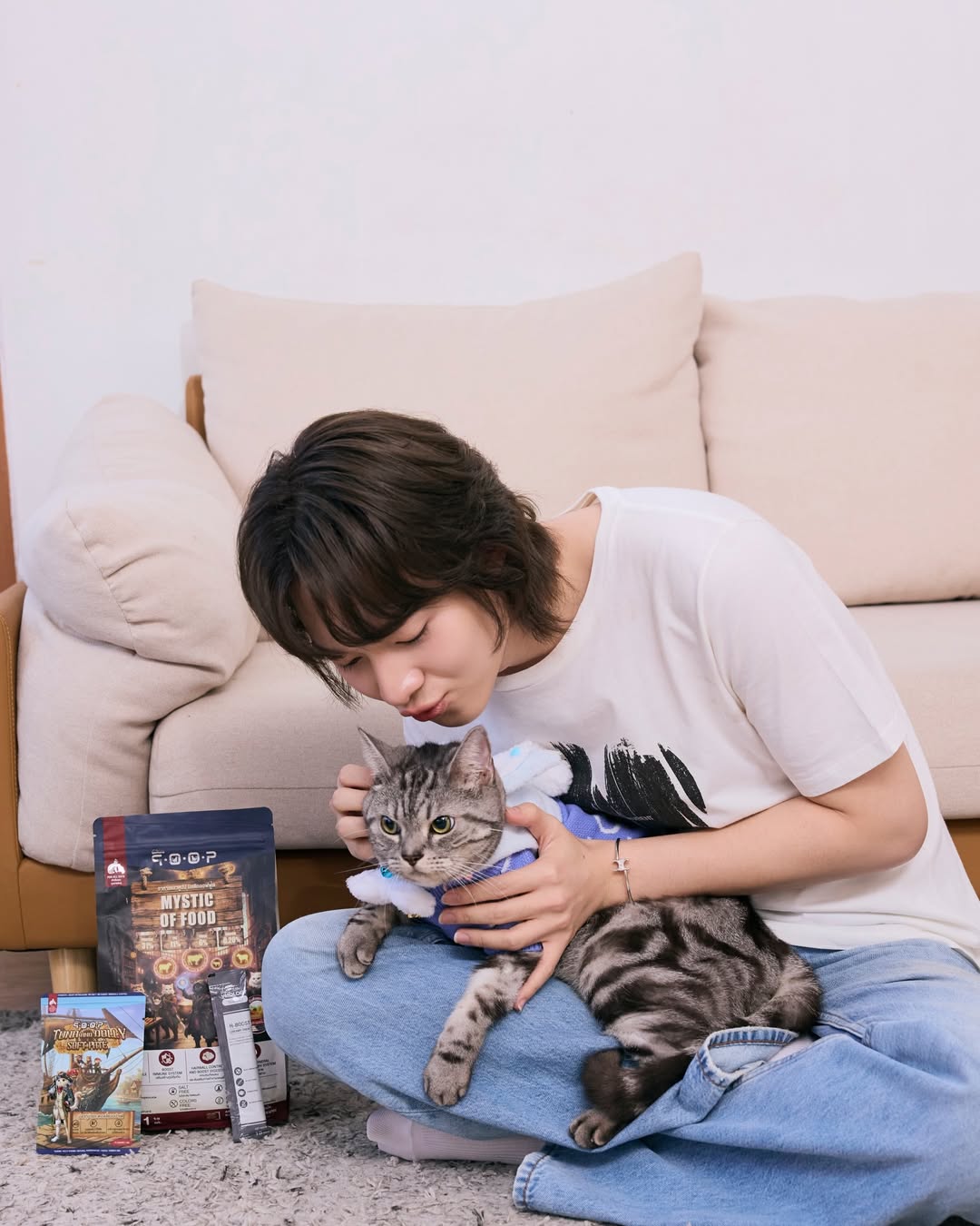 นุนิว - ชวรินทร์ เพริศพิริยะวงศ์